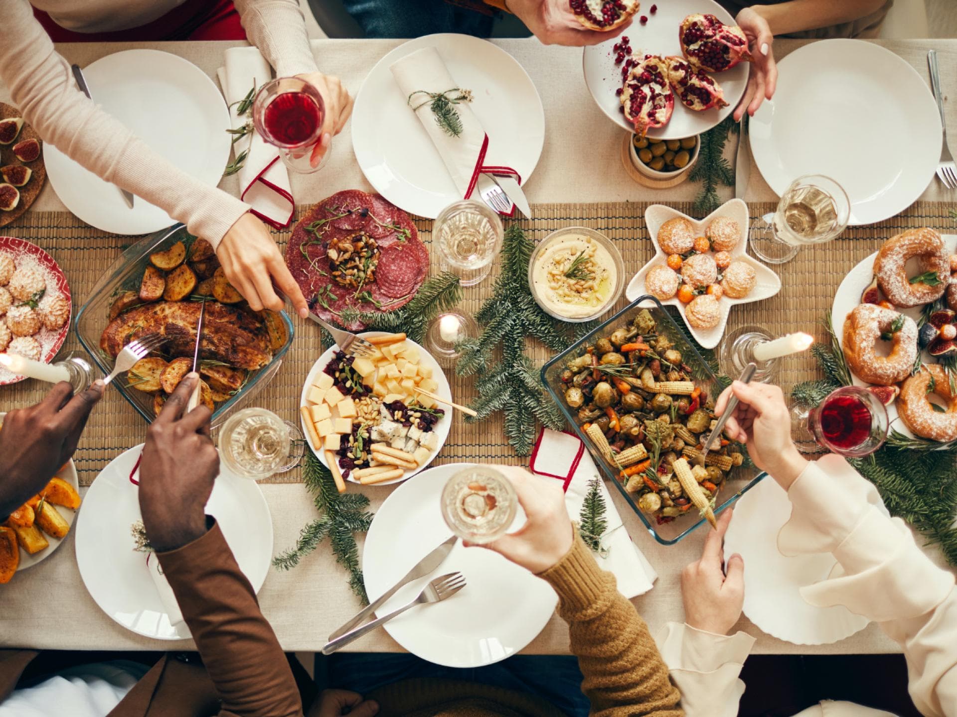 Gedeckte Weihnachtstafel