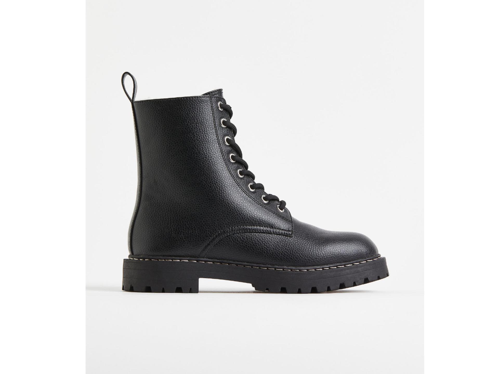 Boots von H&M 