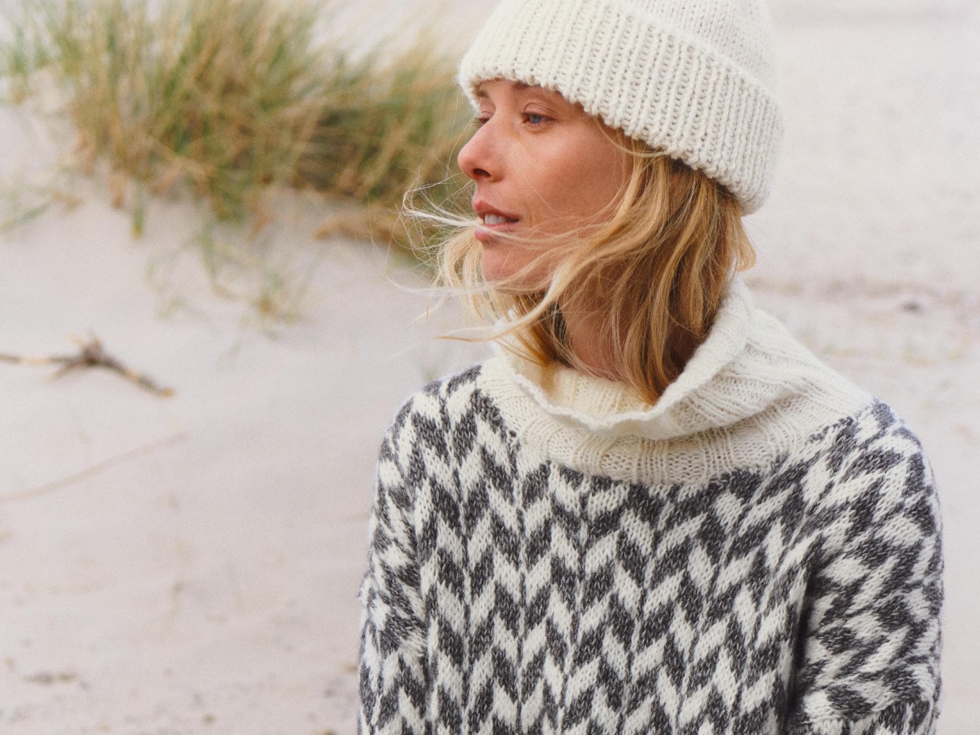 Statement-Rollkragenpullover