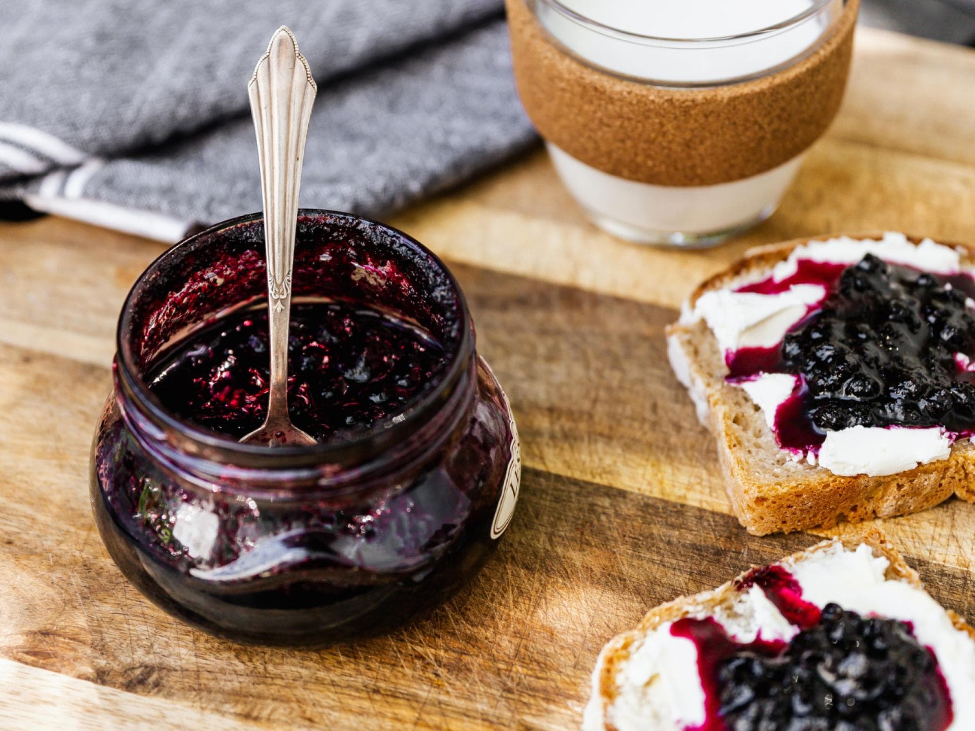 Holunderbeeren-Marmelade Holunderbeeren-Marmelade