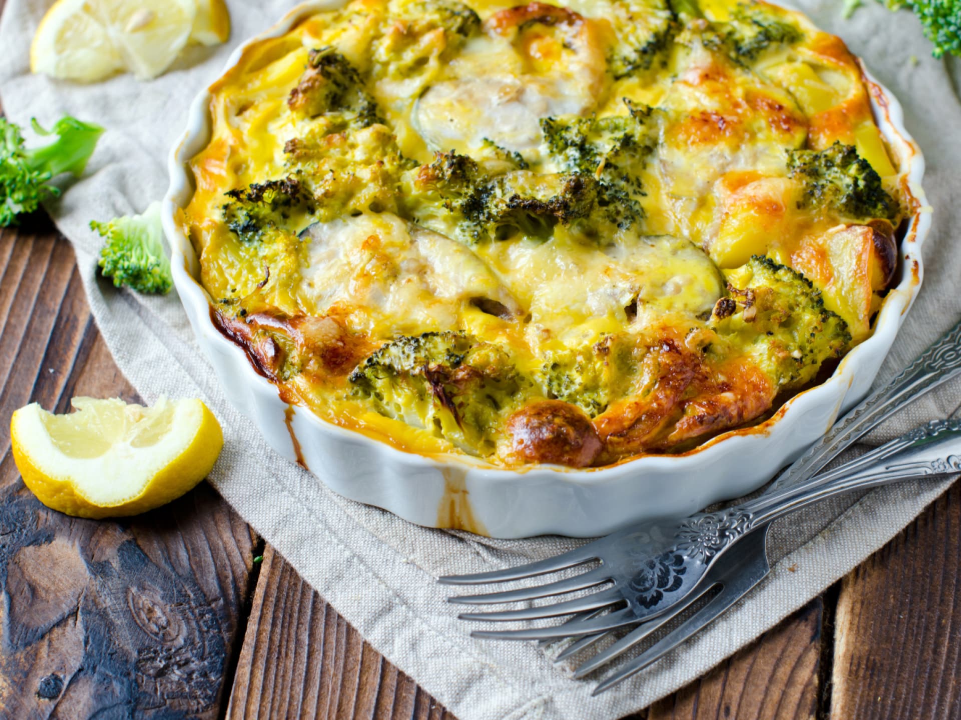 Brokkoli-Lachs-Auflauf low carb