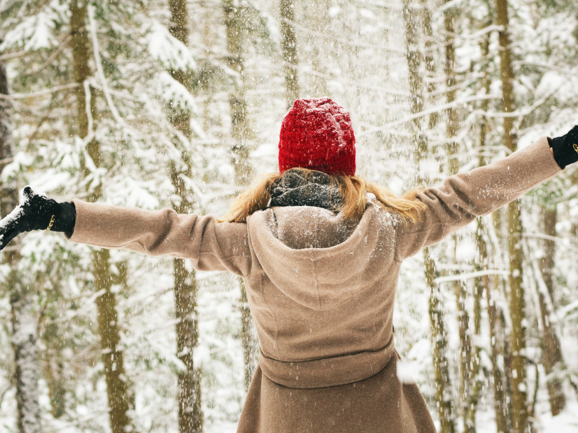 Frau im Schnee Frau im Schnee