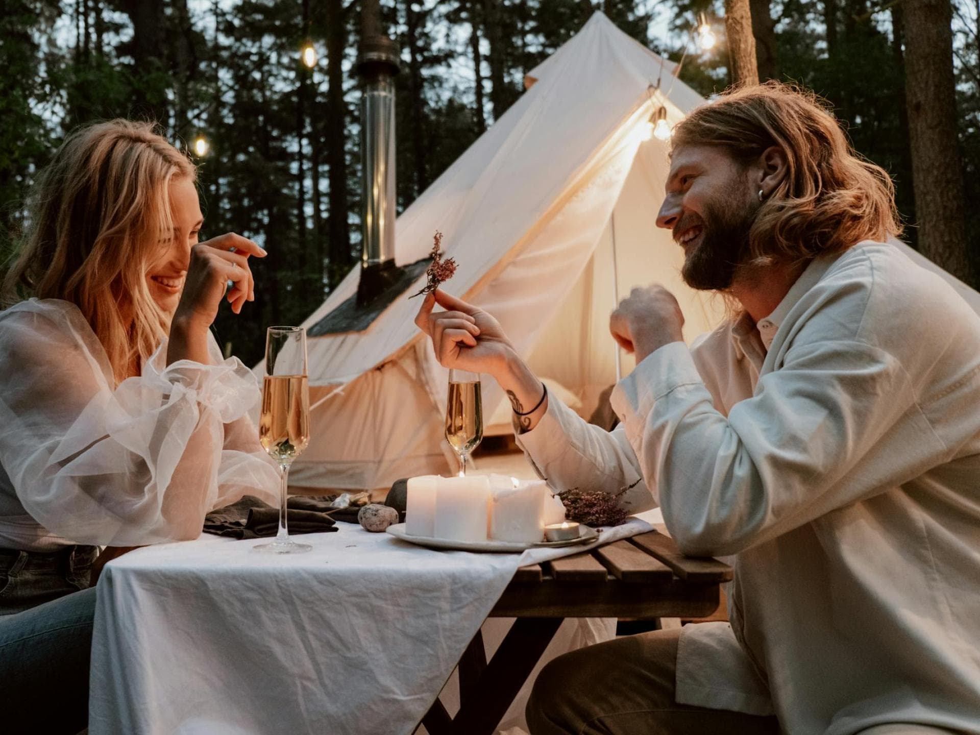 Paar beim Date Paar beim Date