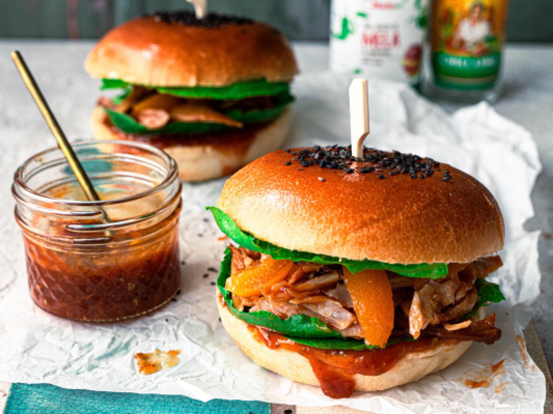 Pulled Chicken Burger