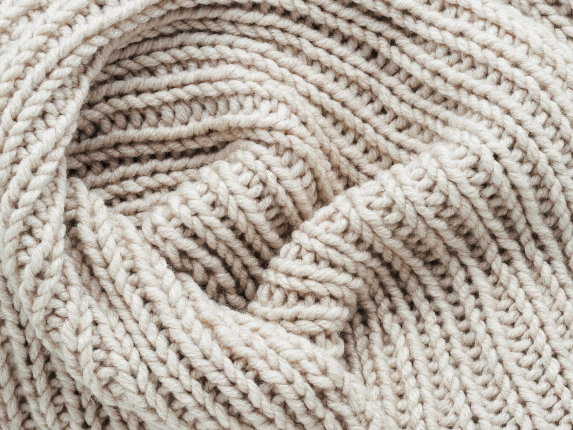 Schal mit Patentmuster Schal mit Patentmuster