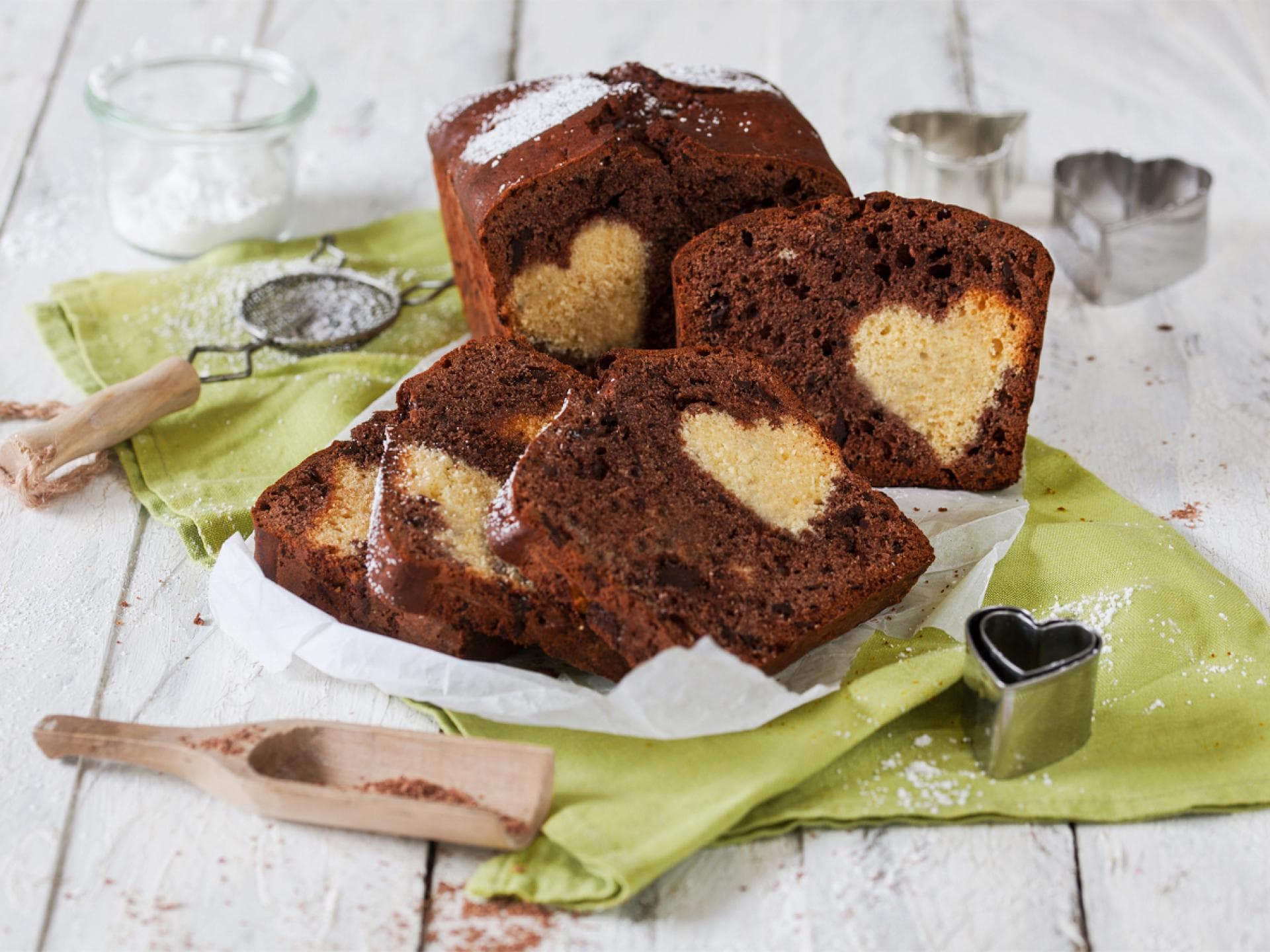Kindergeburtstag-Kuchen  Schokoladenkuchen mit Herz