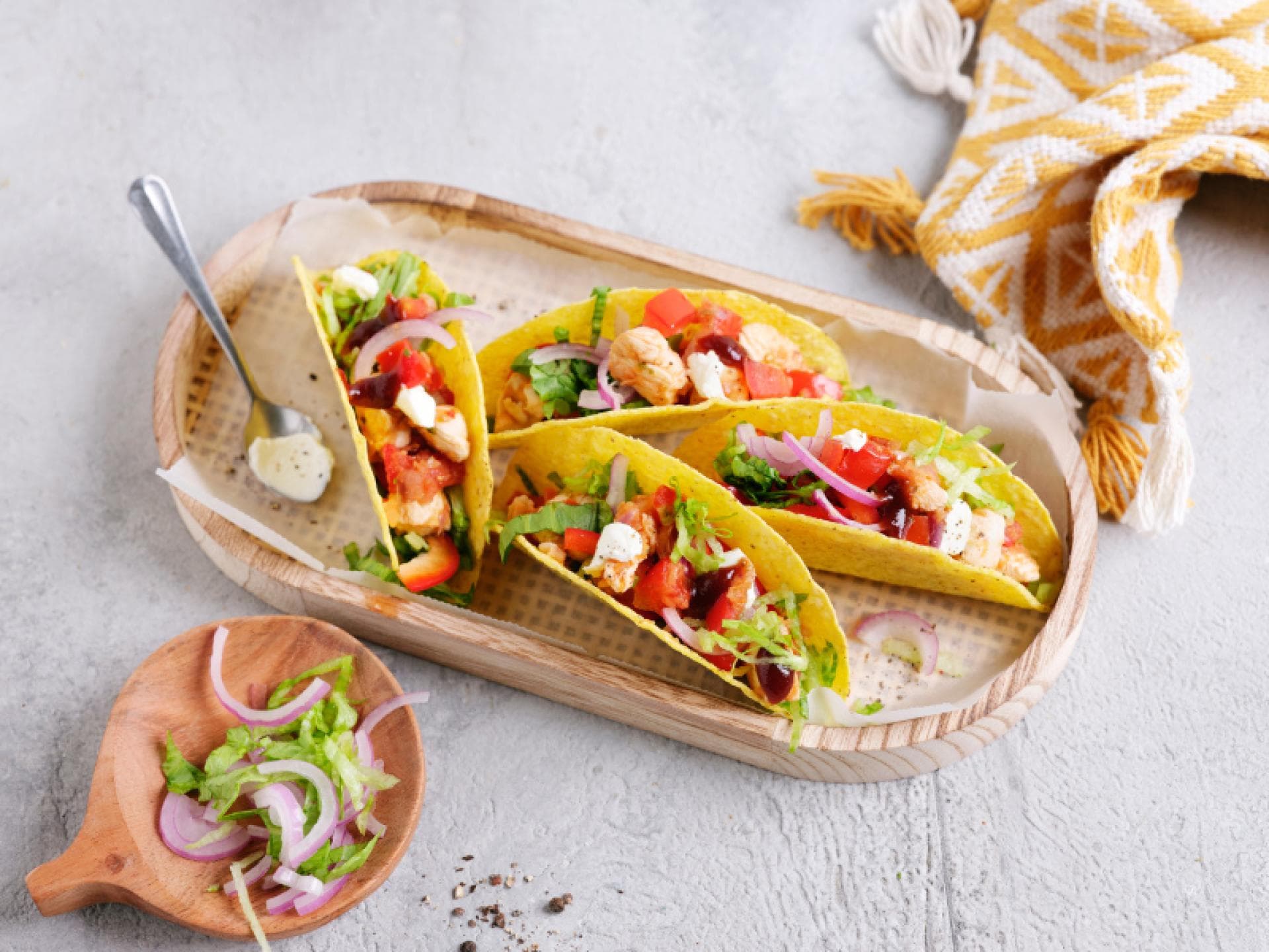 Taco-Shells mit Hähnchen