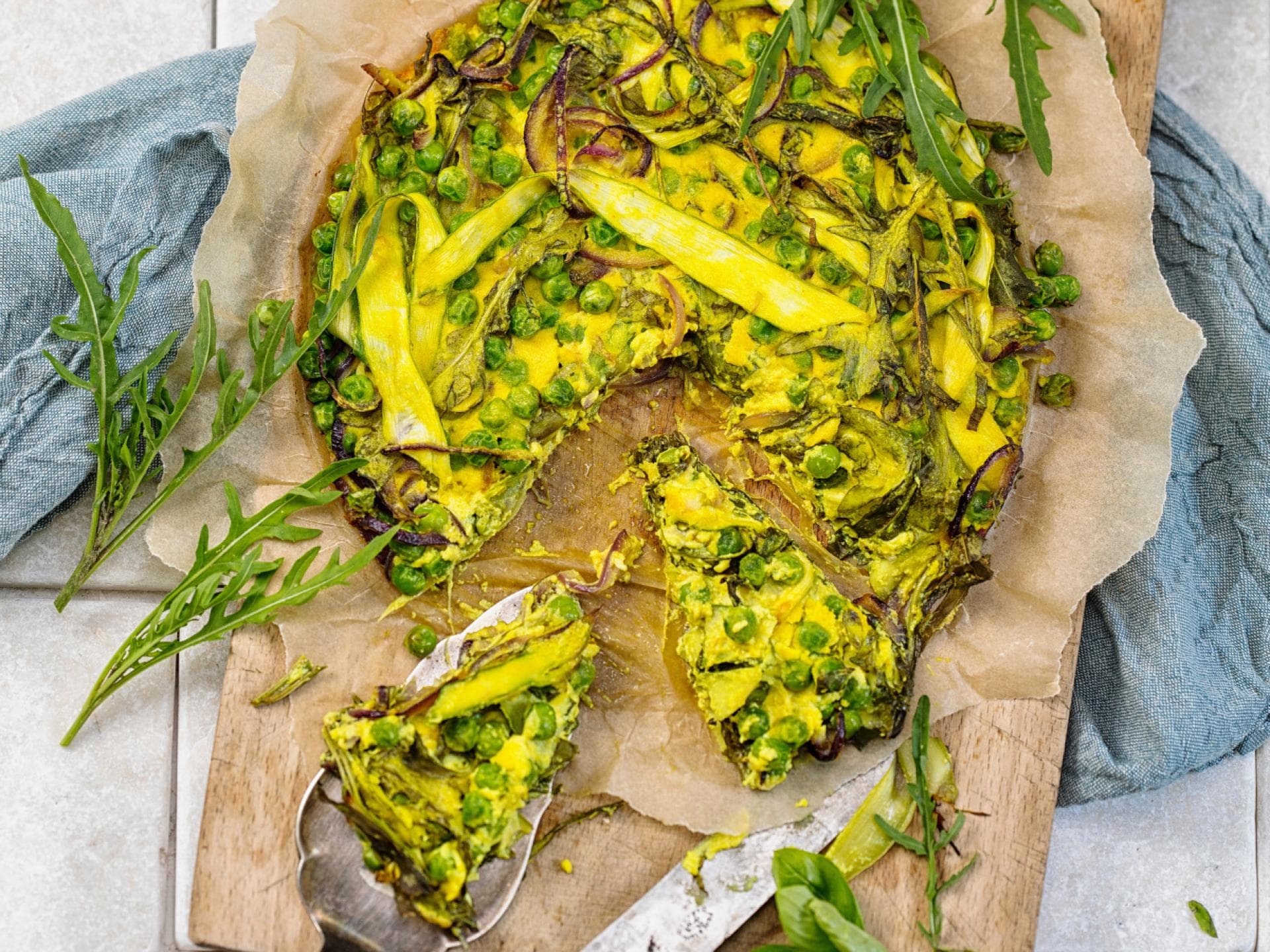 Vegane grüne Gemüse-Frittata
