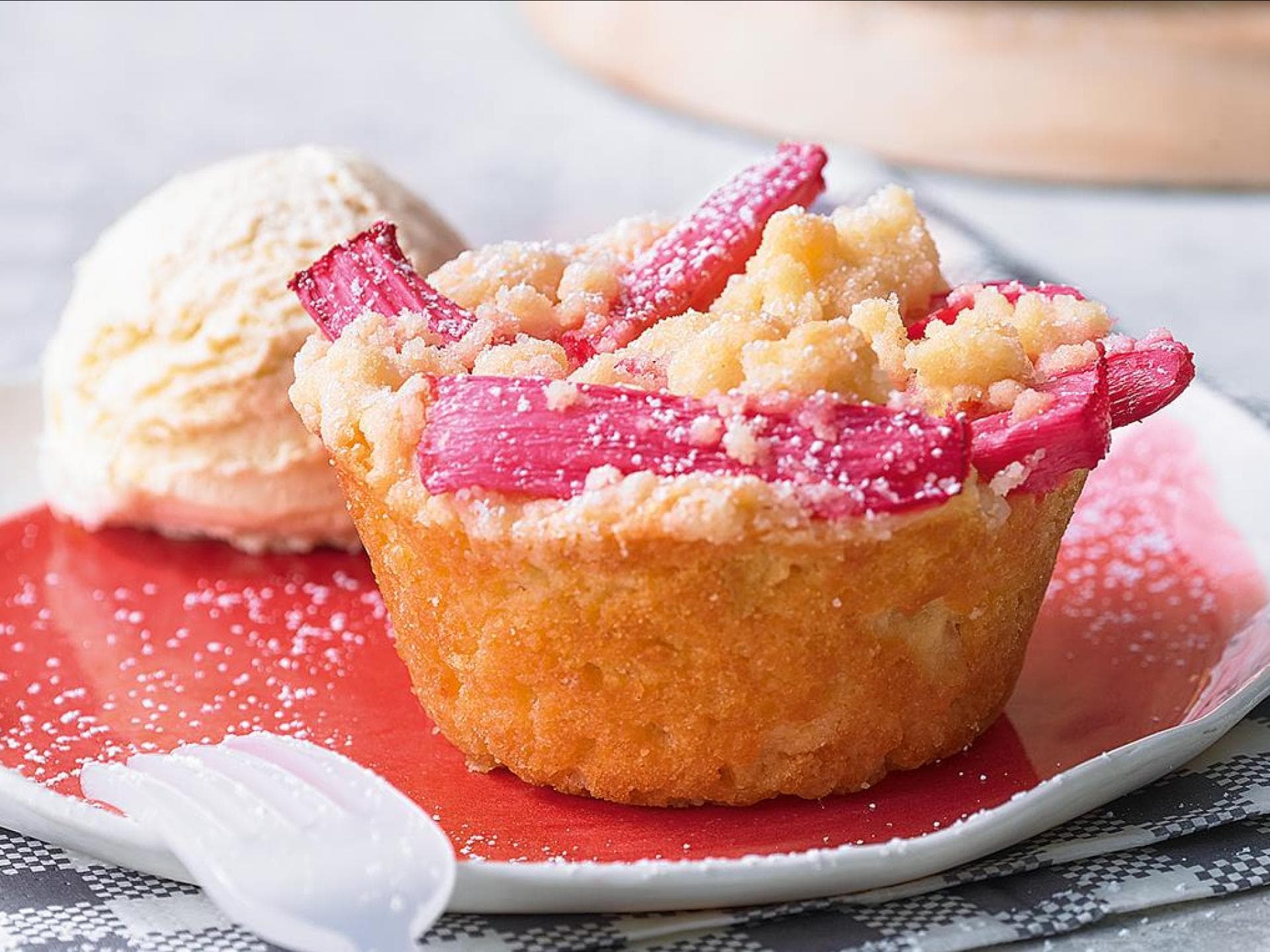 Rhabarber-Streusel-Muffins 