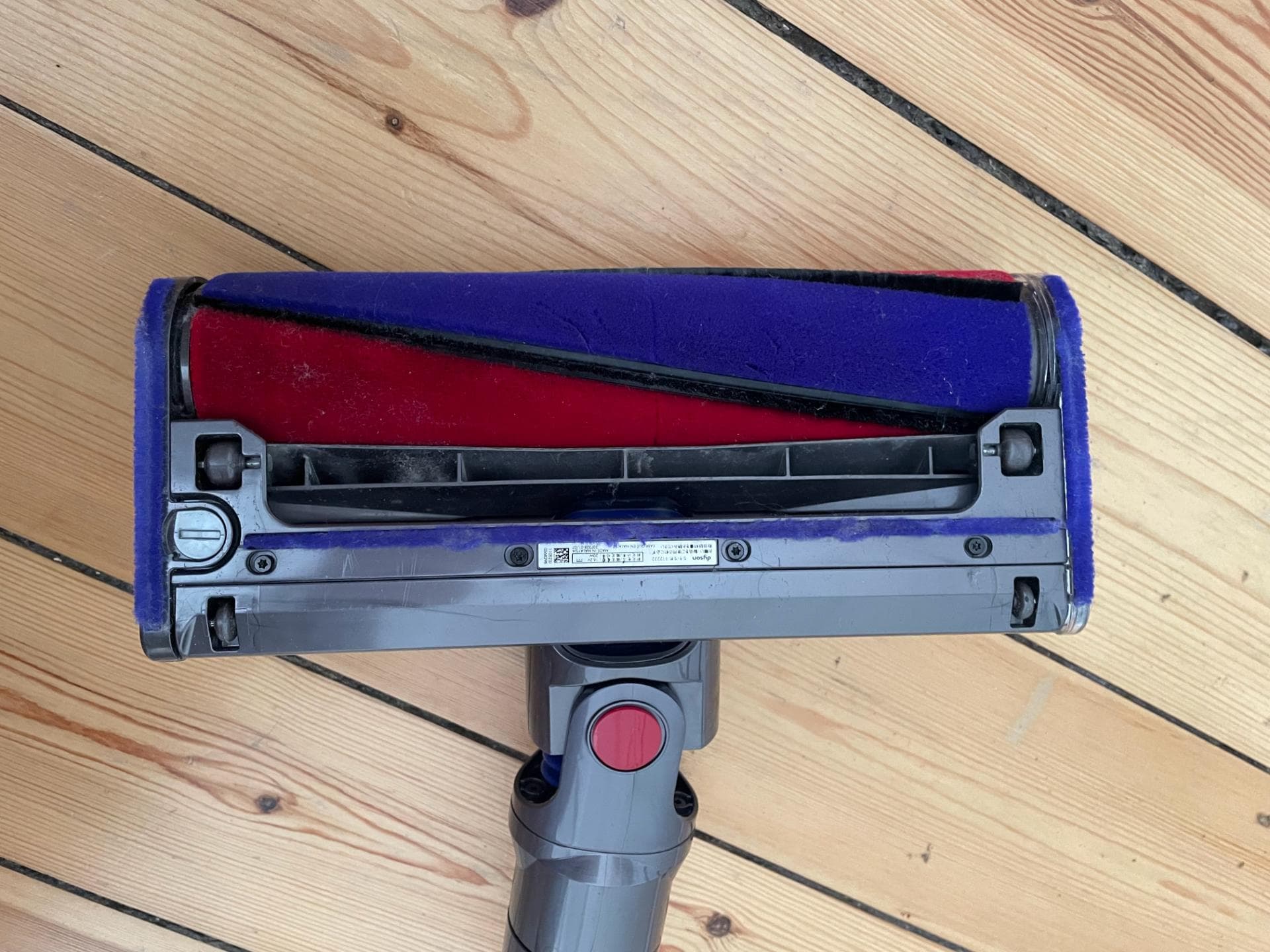 Dyson V8 Absolute Motorbar Bodendüse