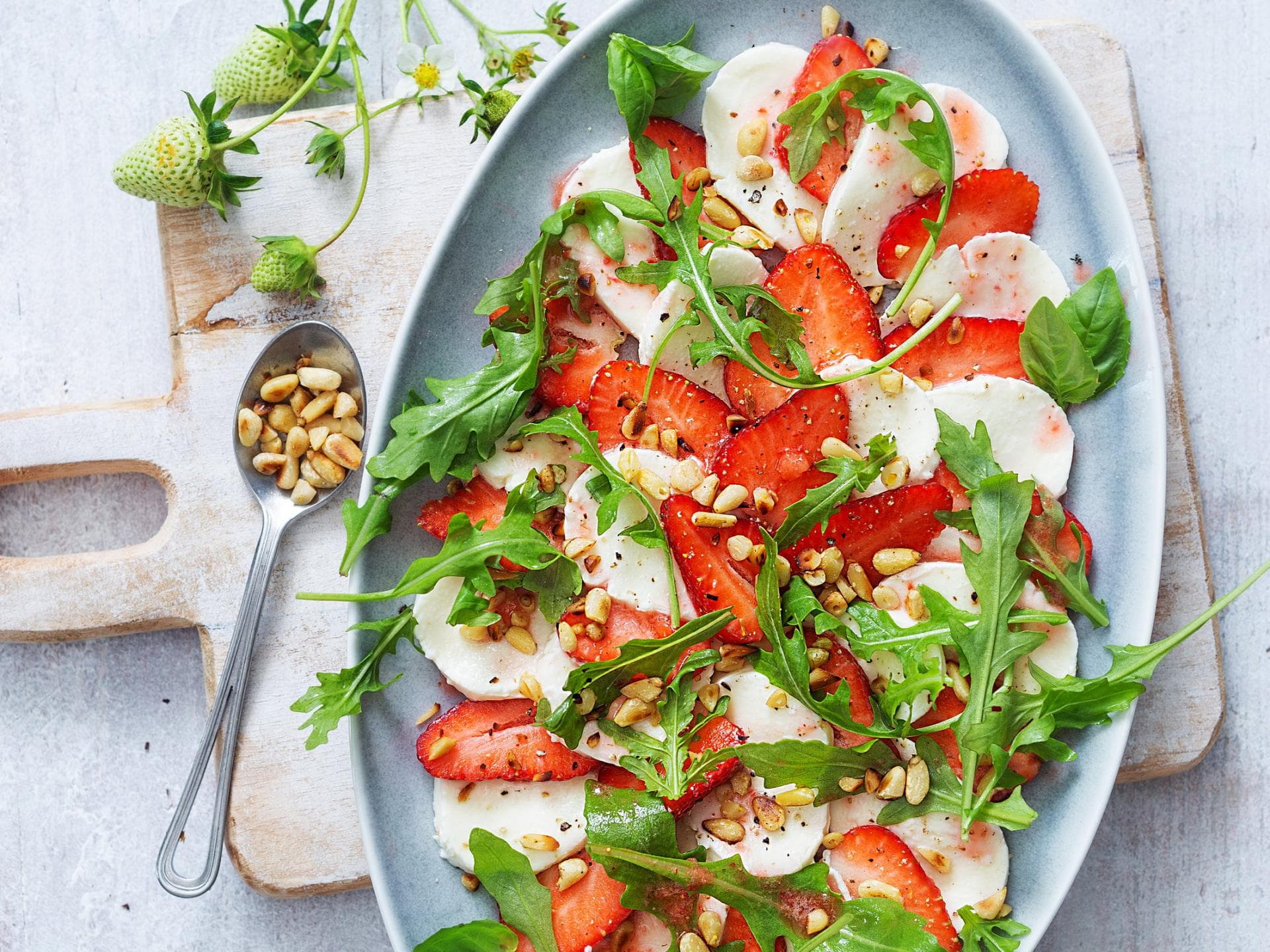 Erdbeer-Mozzarella-Carpaccio 