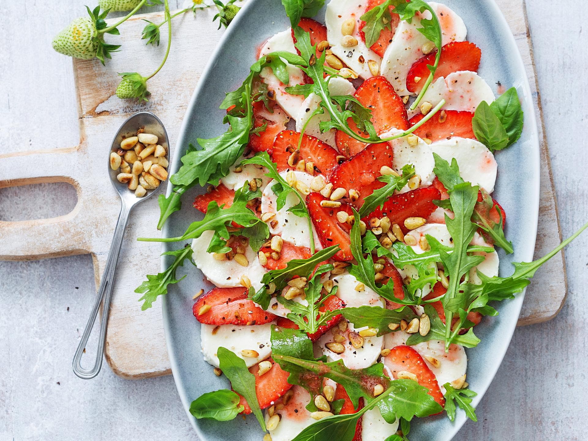 Erdbeer-Mozzarella-Carpaccio 