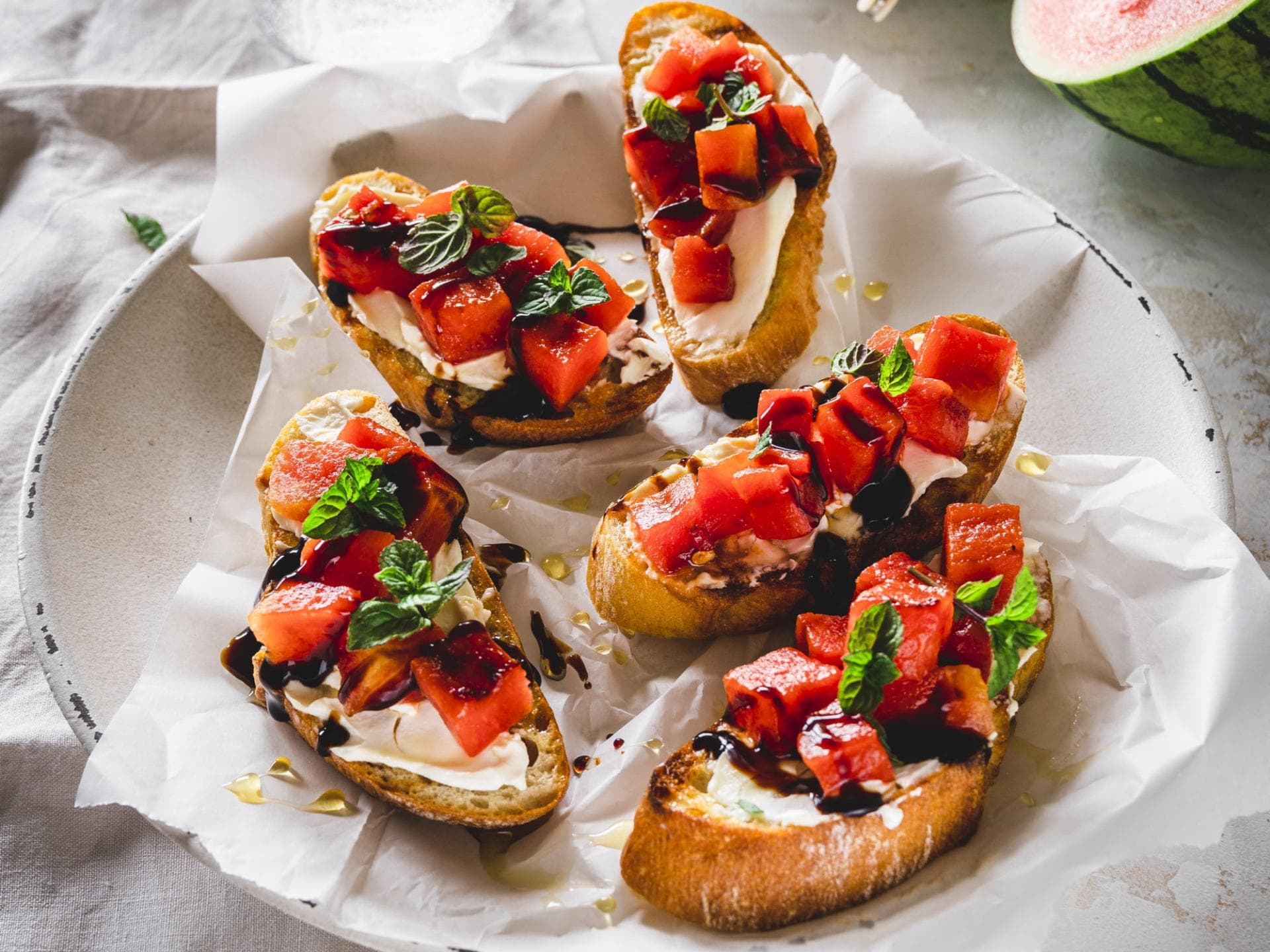 Röstbrot mit gegrillter Melone 