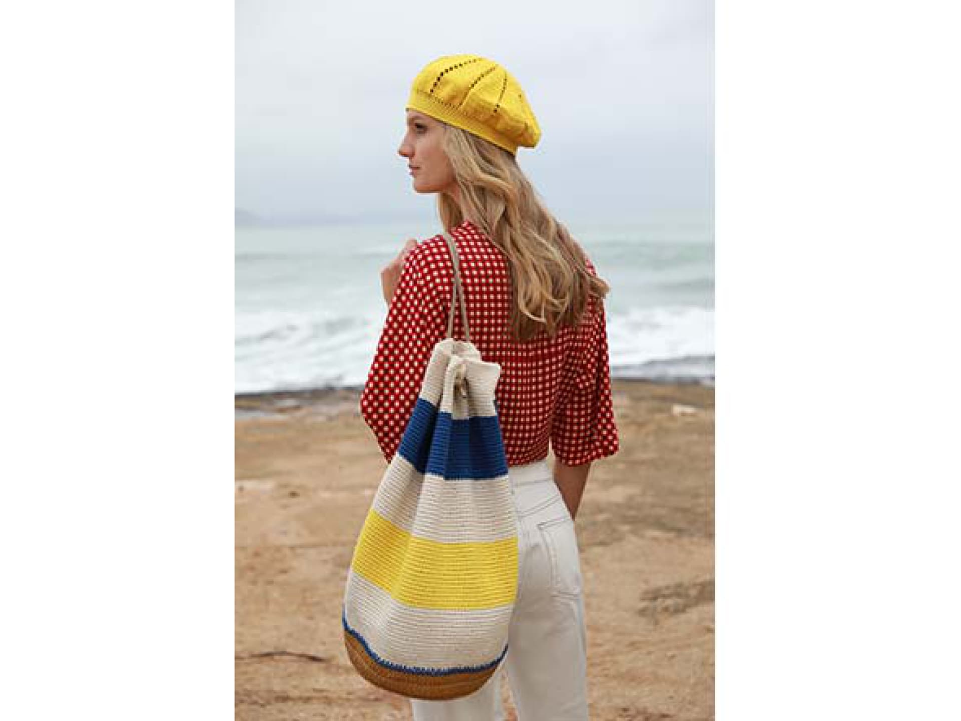 Häkeln im Sommer - Model mit Beuteltasche von Lana Grossa