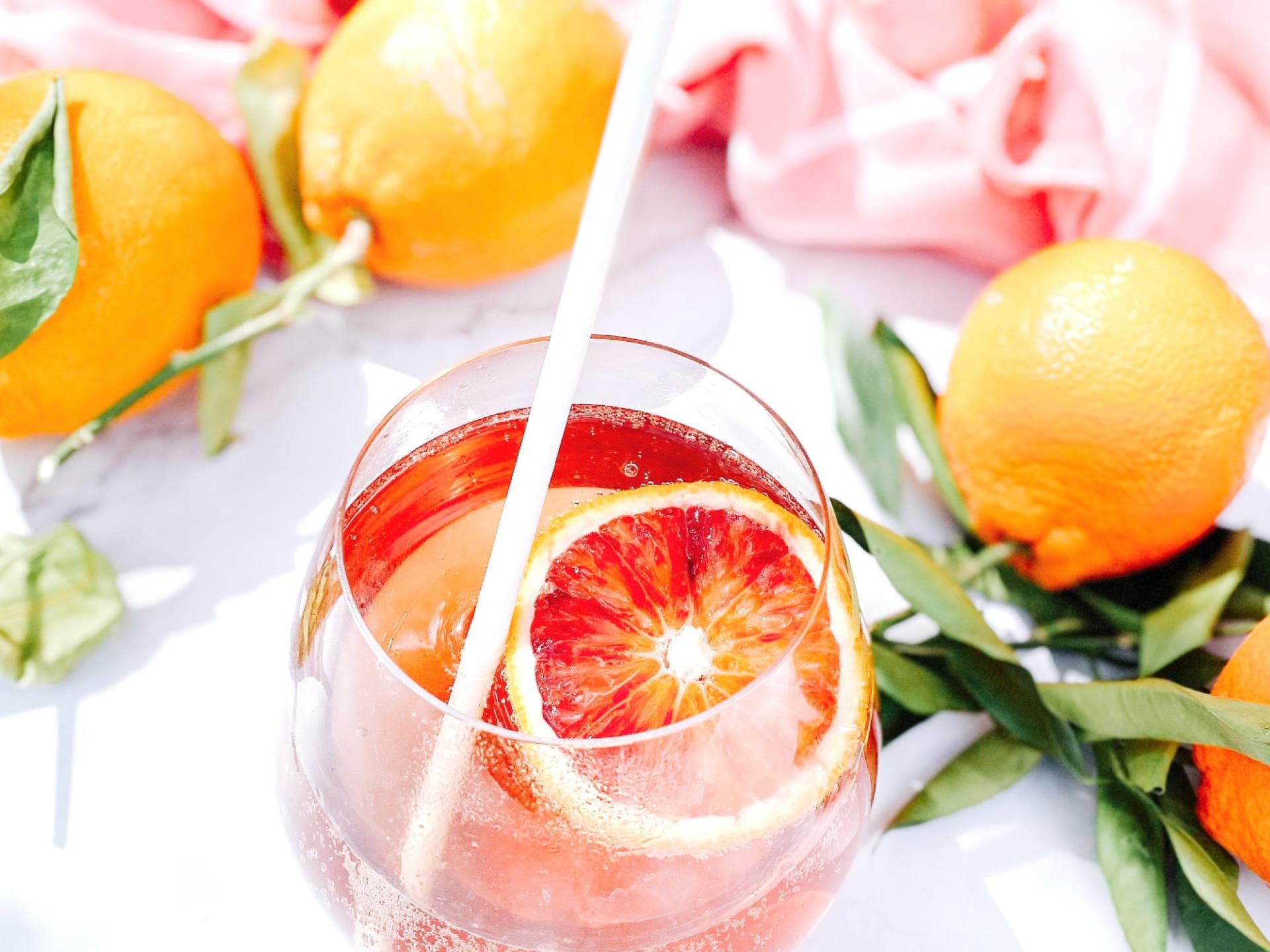 Sommer-Cocktail Aperol Spritz alkoholfrei
