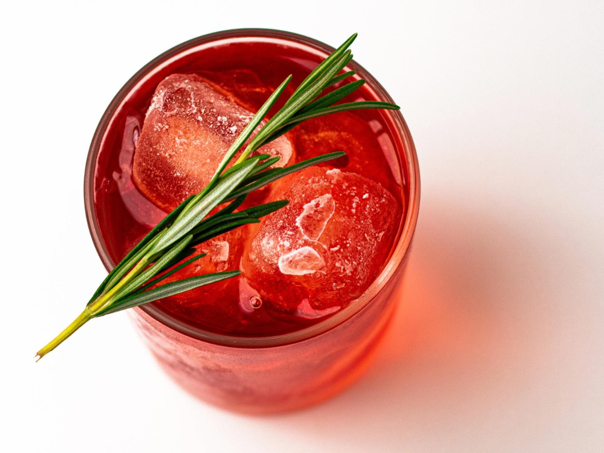 Sommer-Cocktail Granatapfel-Drink