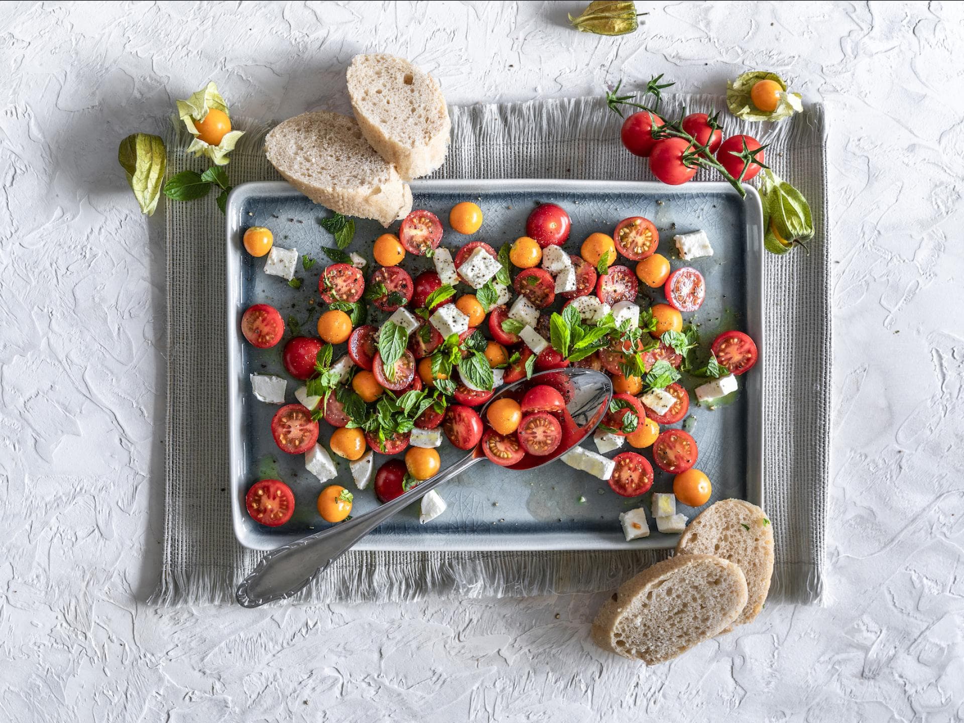 Tomate-Mozzarella-Salat 