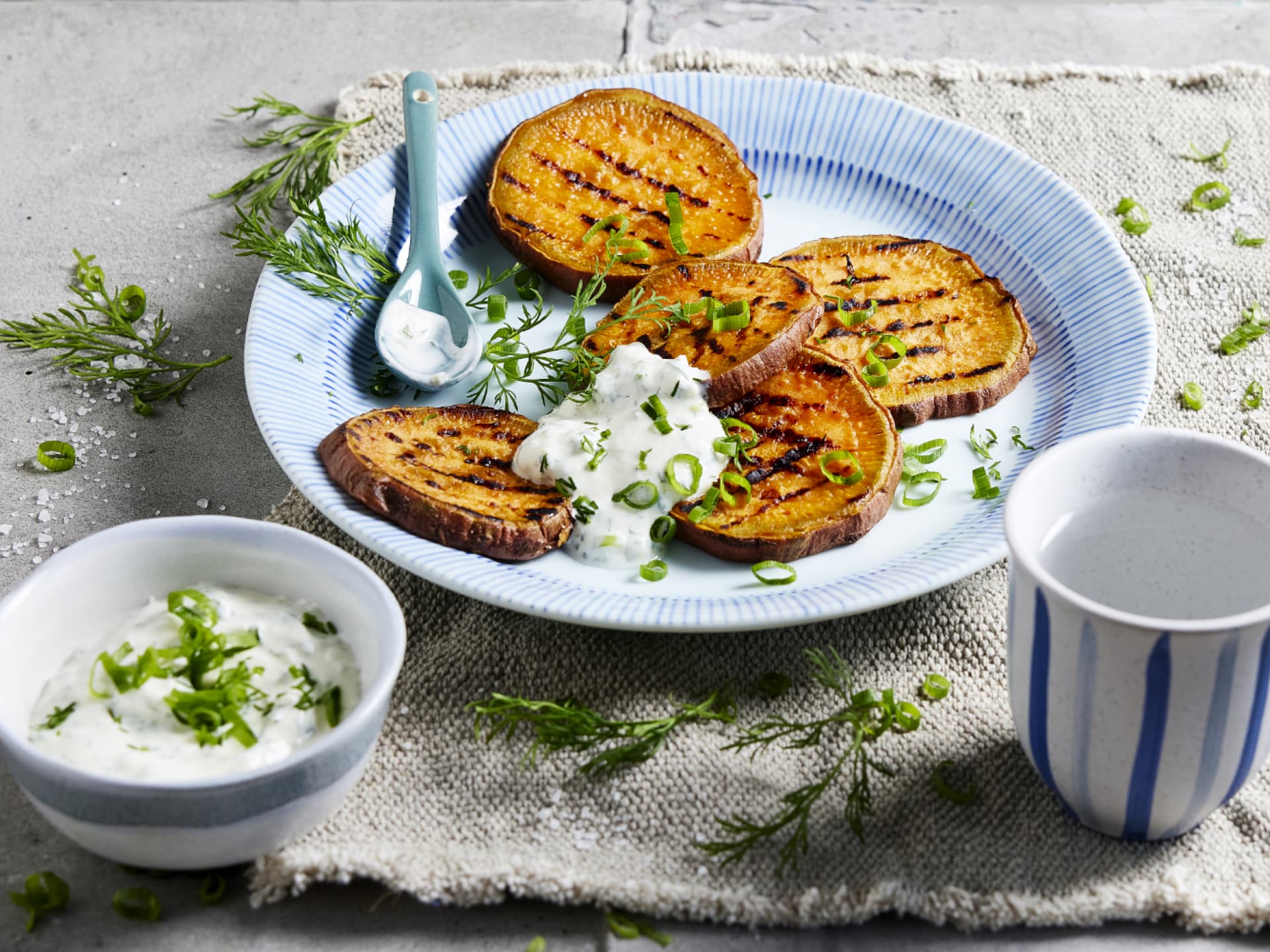 Vegan grillen - Süßkartoffel vom Grill