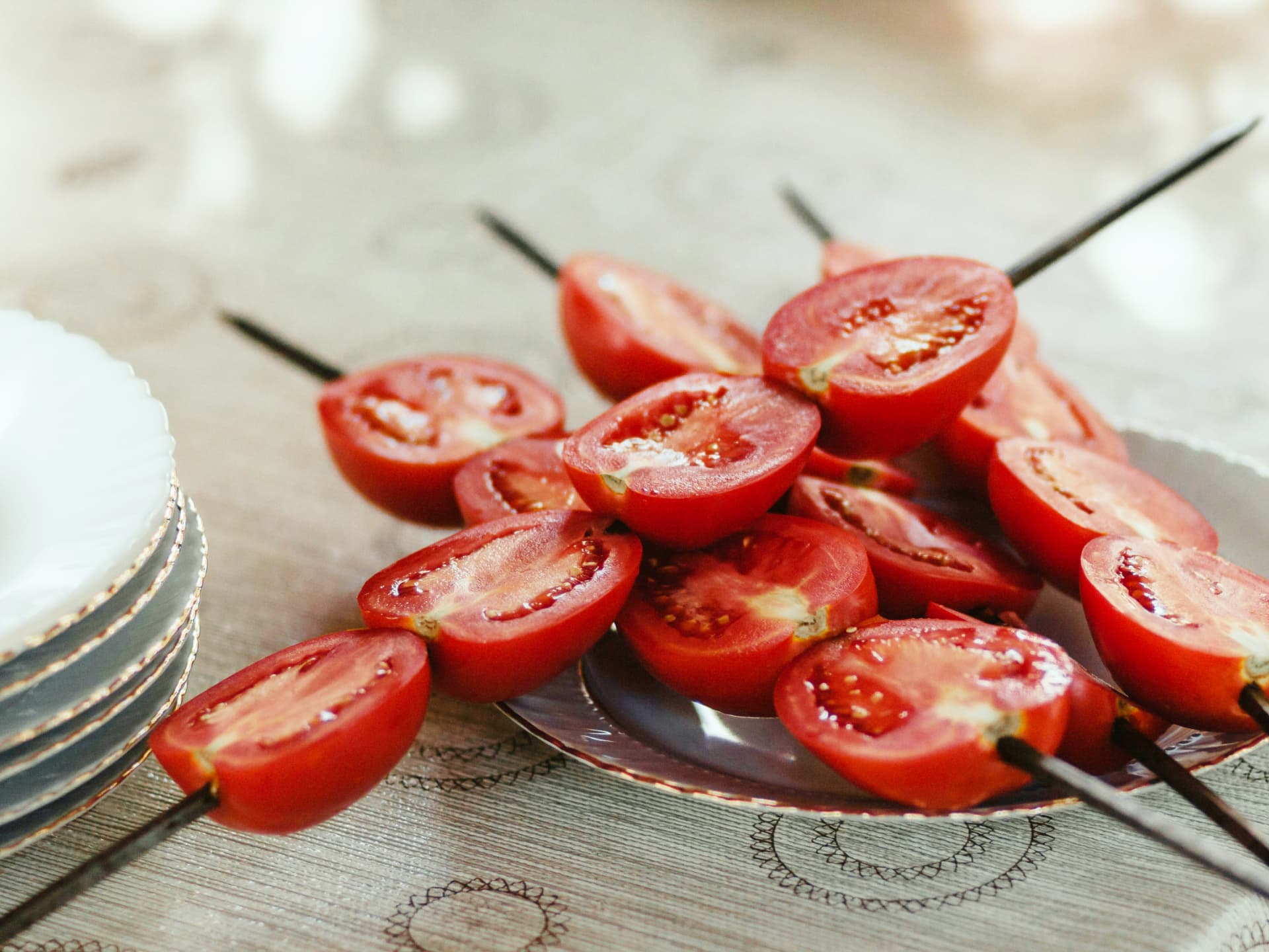 Vegan grillen - Gegrillte Tomaten mit Kräutermarinade