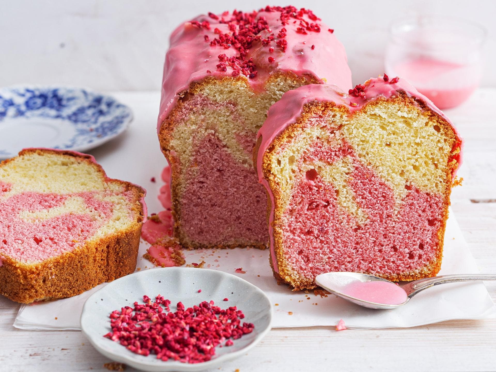 Himbeer-Marmorkuchen Himbeer-Marmorkuchen