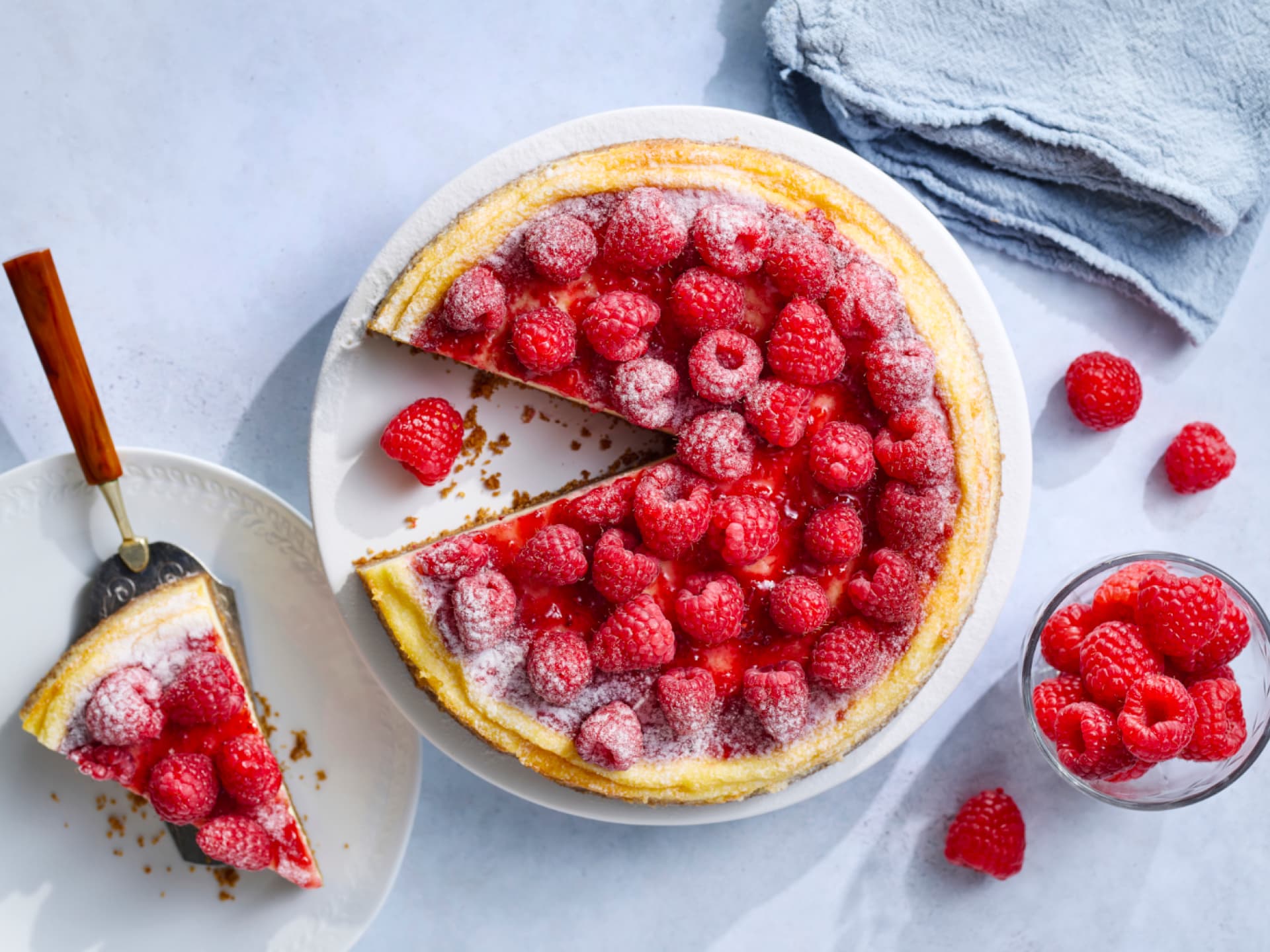 Skyr-Käsekuchen mit frischen Himbeeren