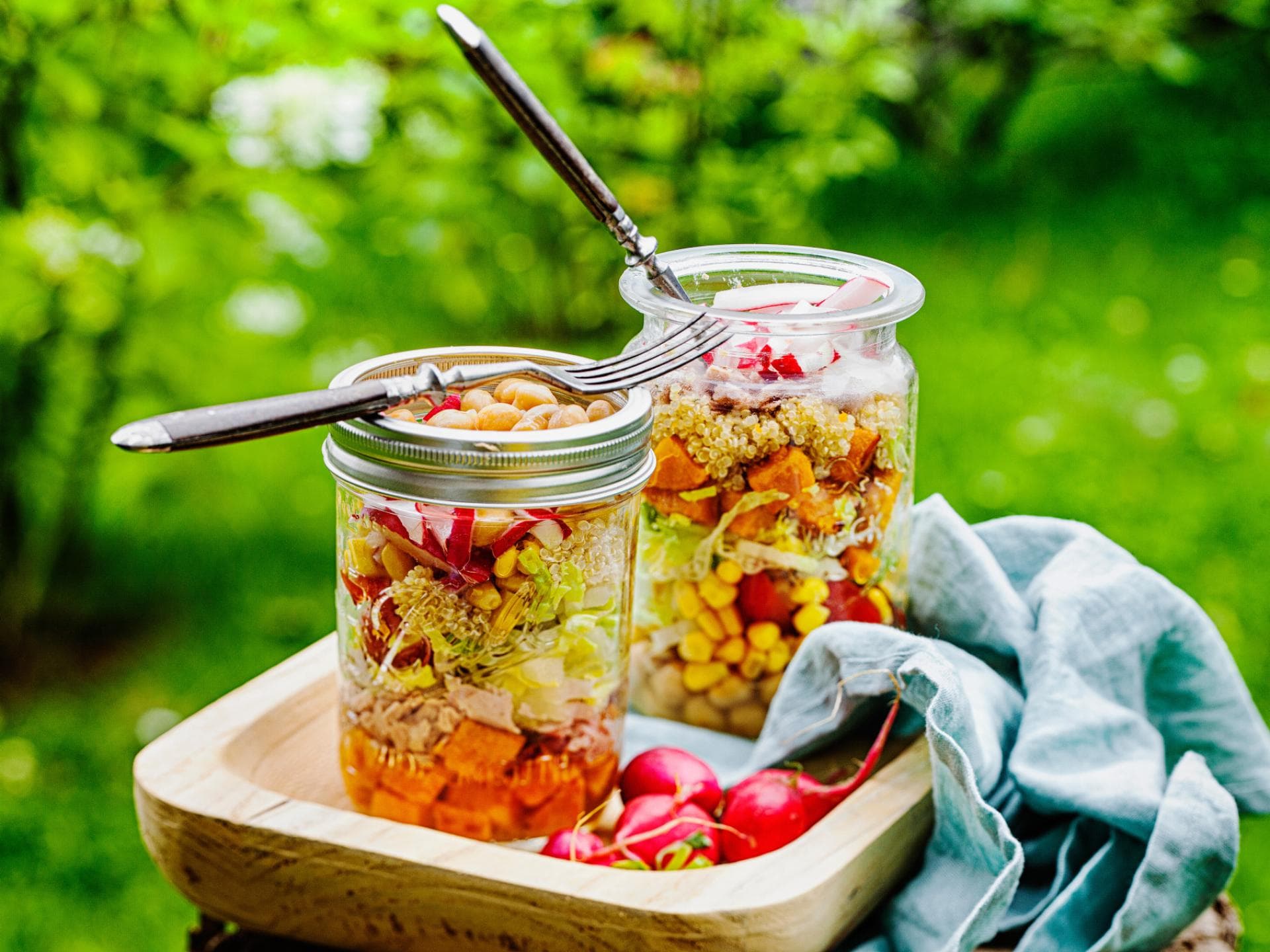 Schichtsalat mit Quinoa 