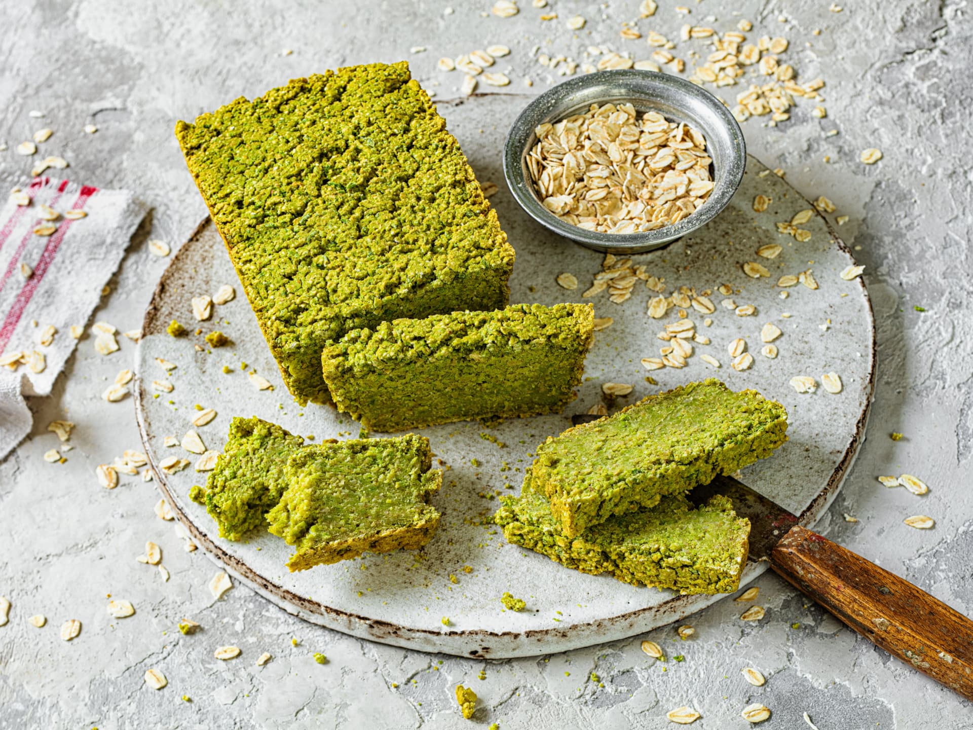 Brot ohne Mehl - Erbsenbrot mit Haferflocken