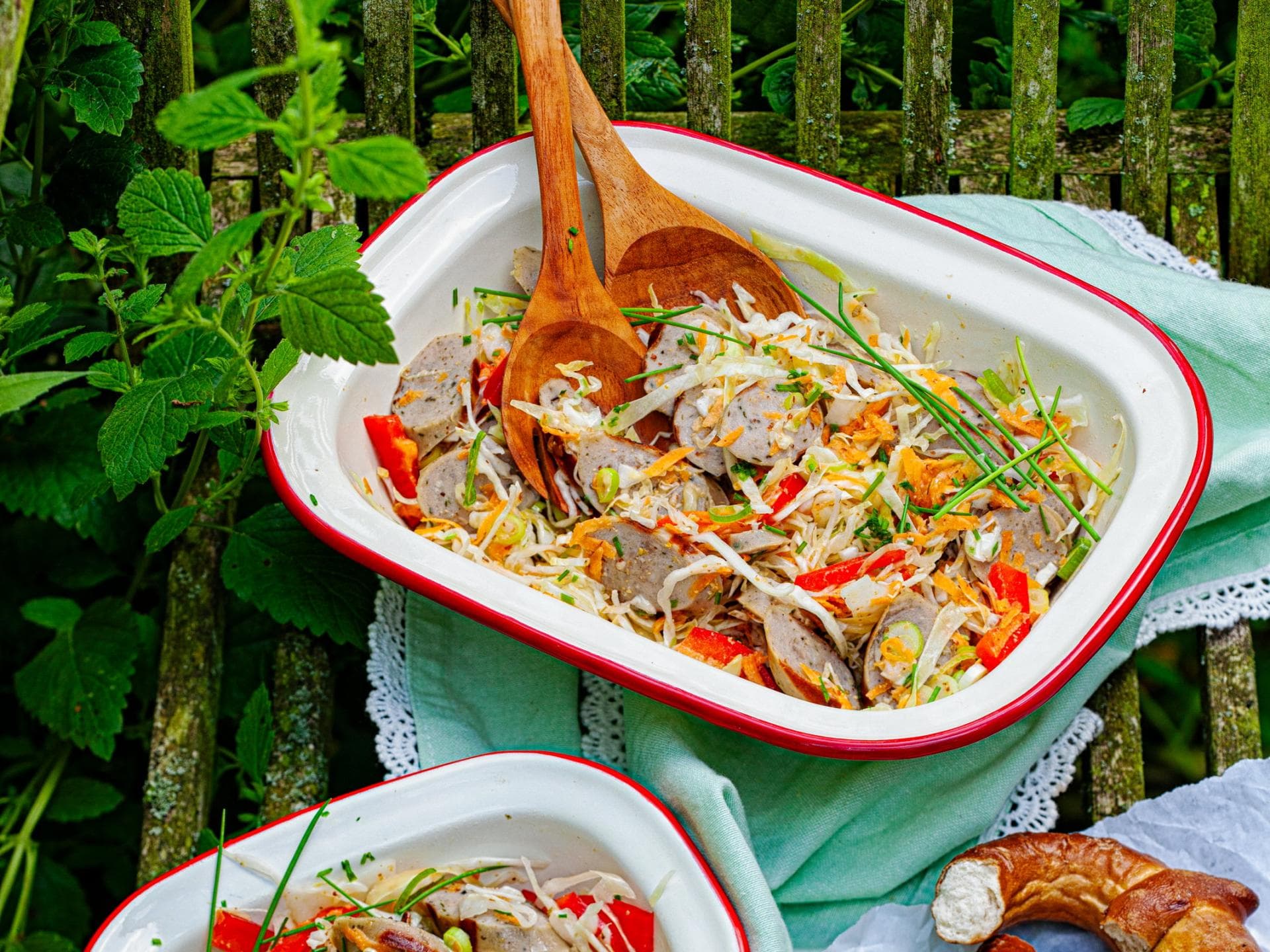 Bratwurstsalat 