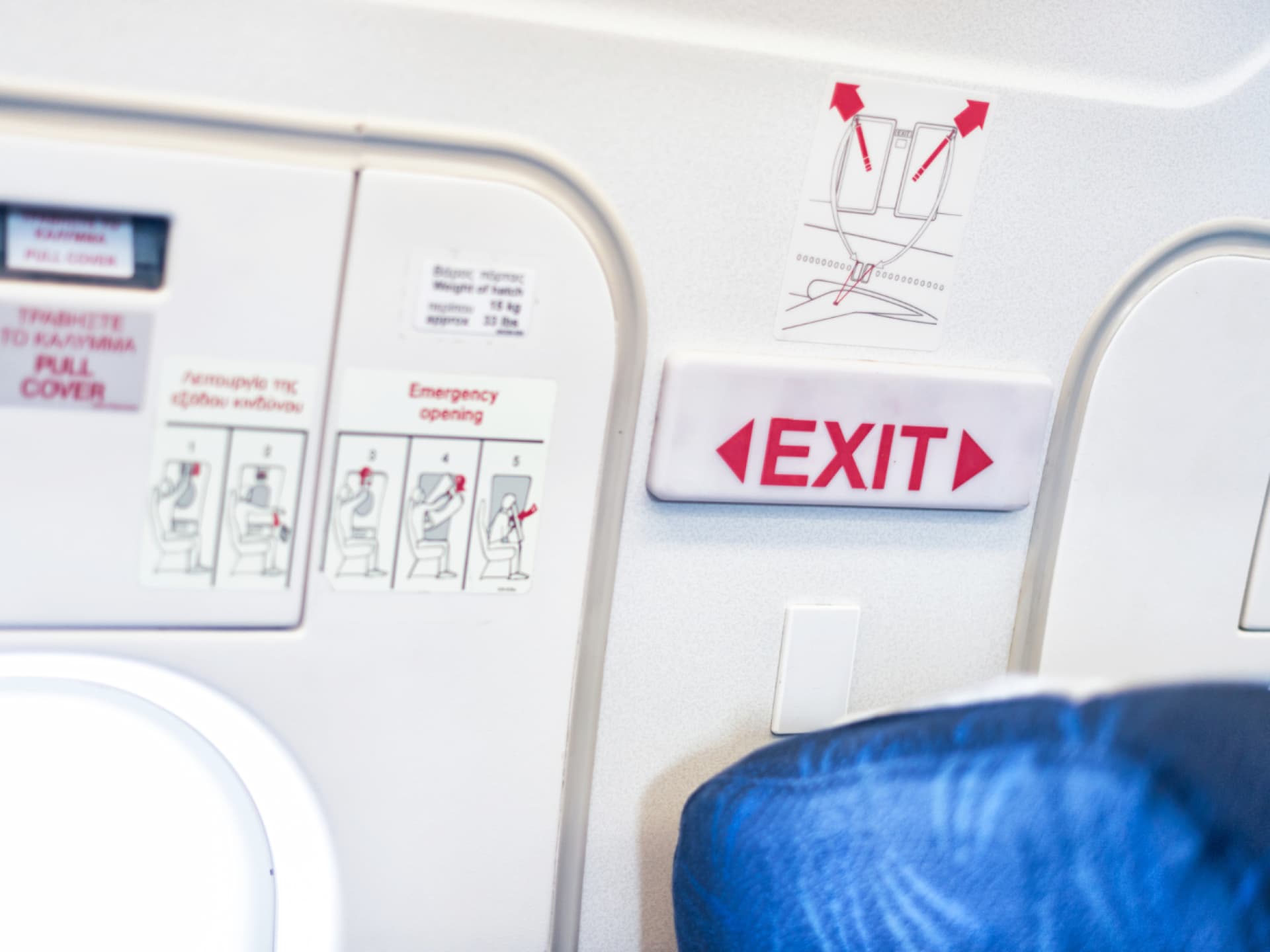 Sitzplatz am Notausgang im Flugzeug