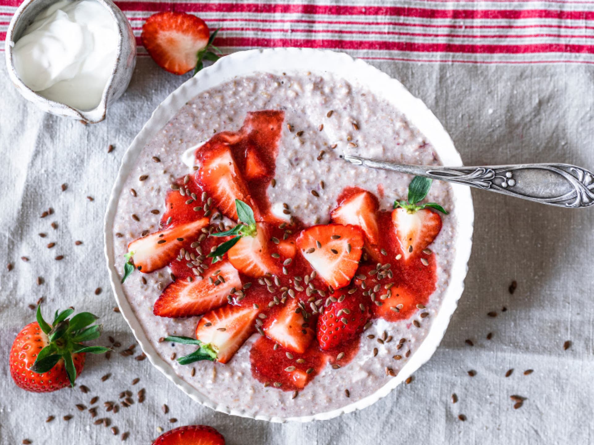 Nachtisch mit Haferflocken - Overnight Oats mit Erdbeeren