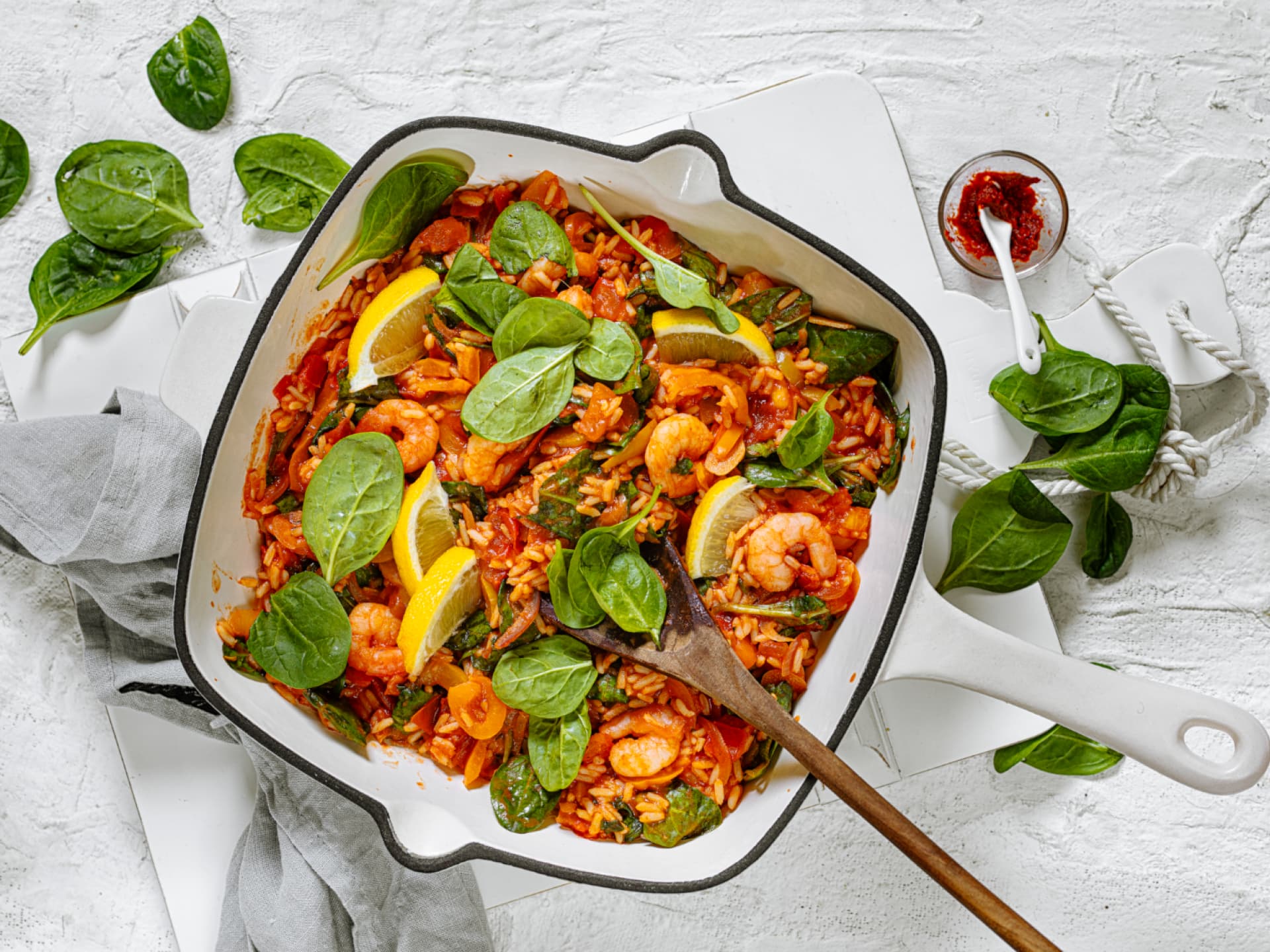 One-Pot-Gerichte fürs Camping - Reis mal anders: One-Pot-Harissa-Reispfanne