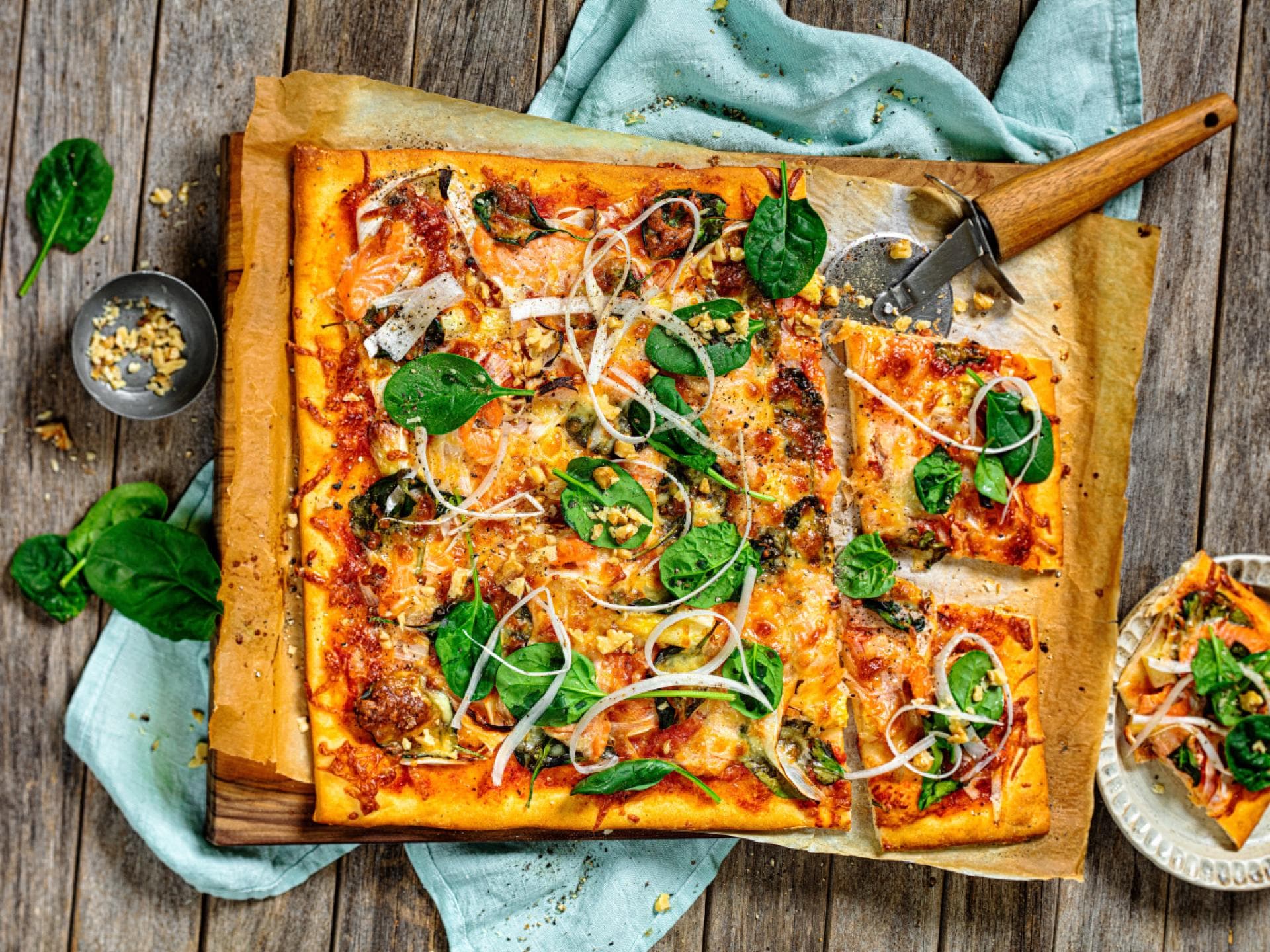 Schnelle Spargel-Pizza 