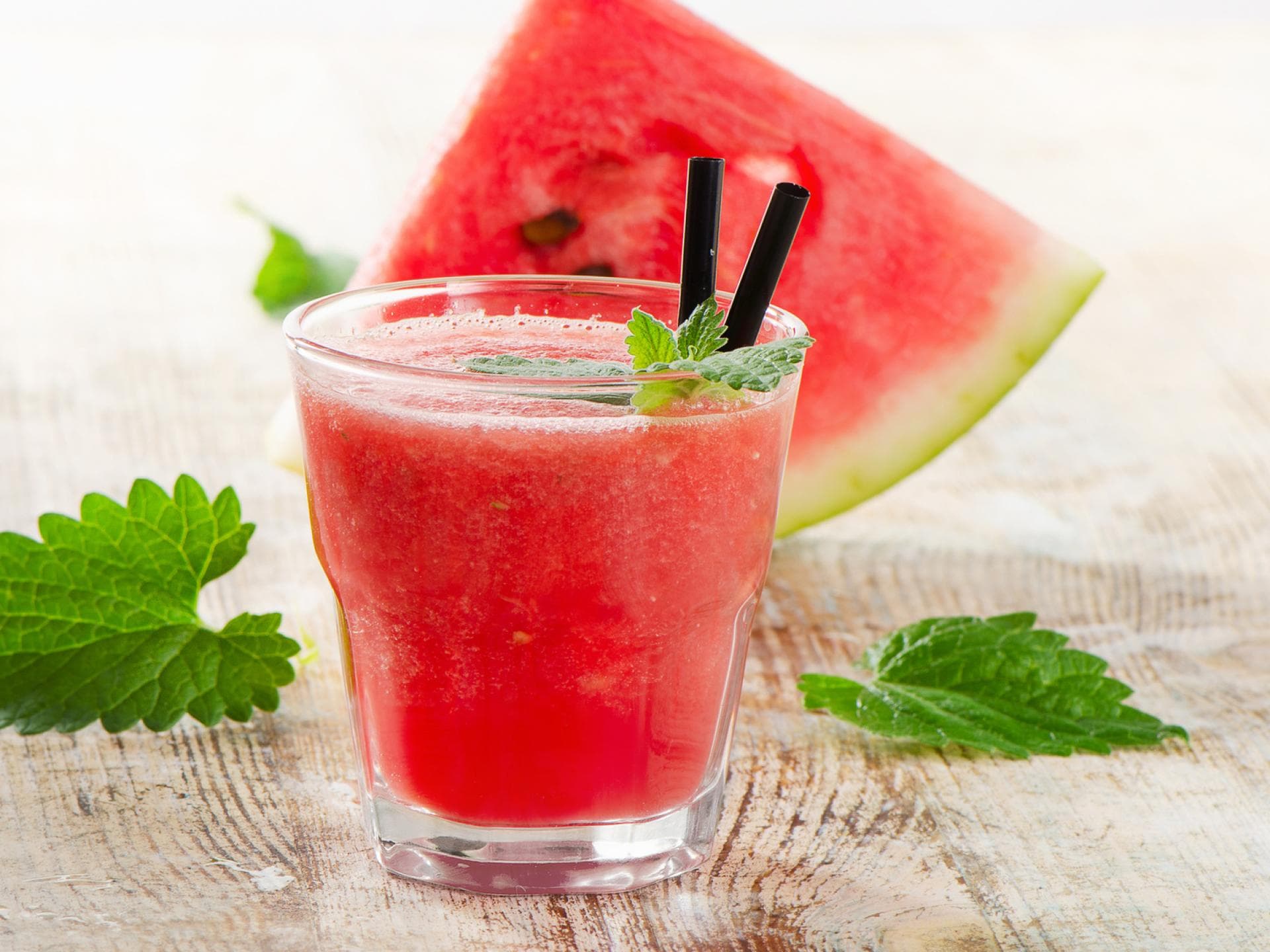Wassermelonen-Slushie in einem Glas