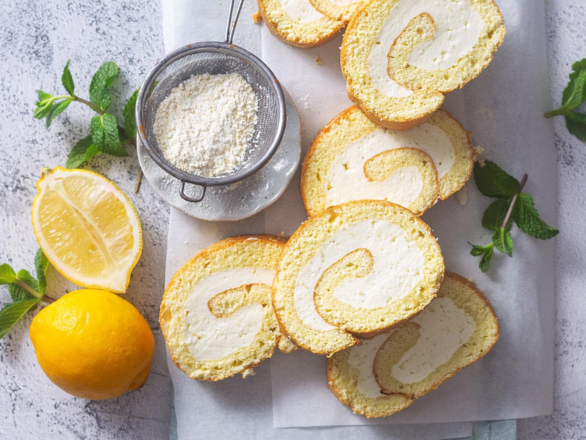 Biksuitrolle mit Zitrone 