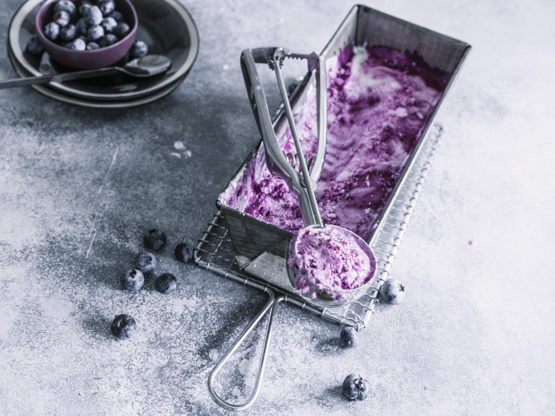 Heidelbeeren-Eis mit Skyr 
