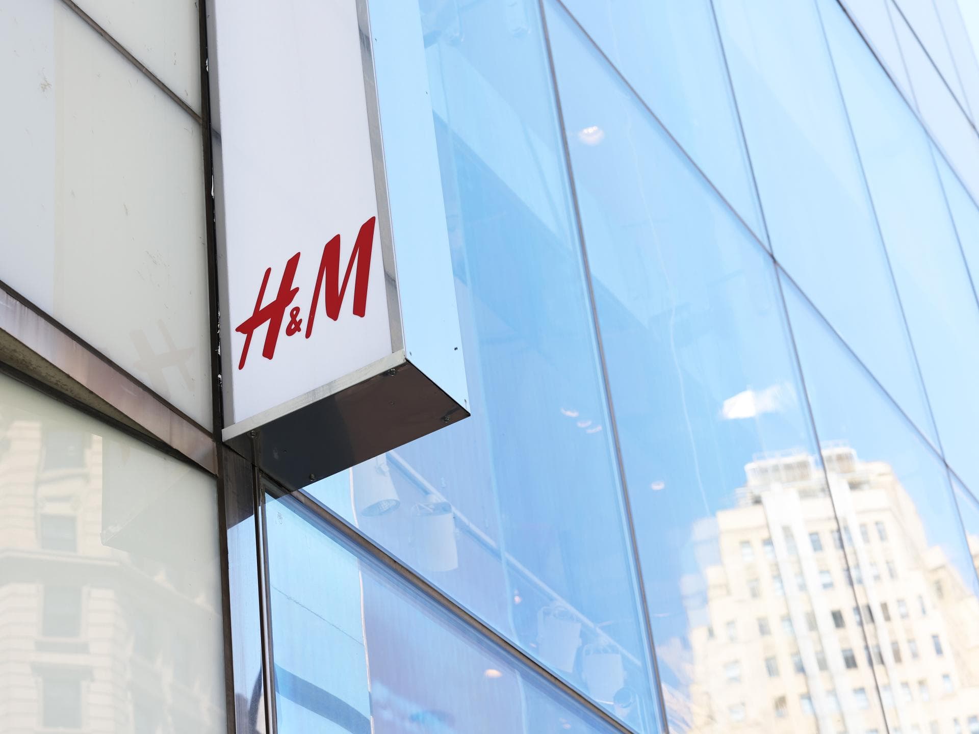 H&M Logo