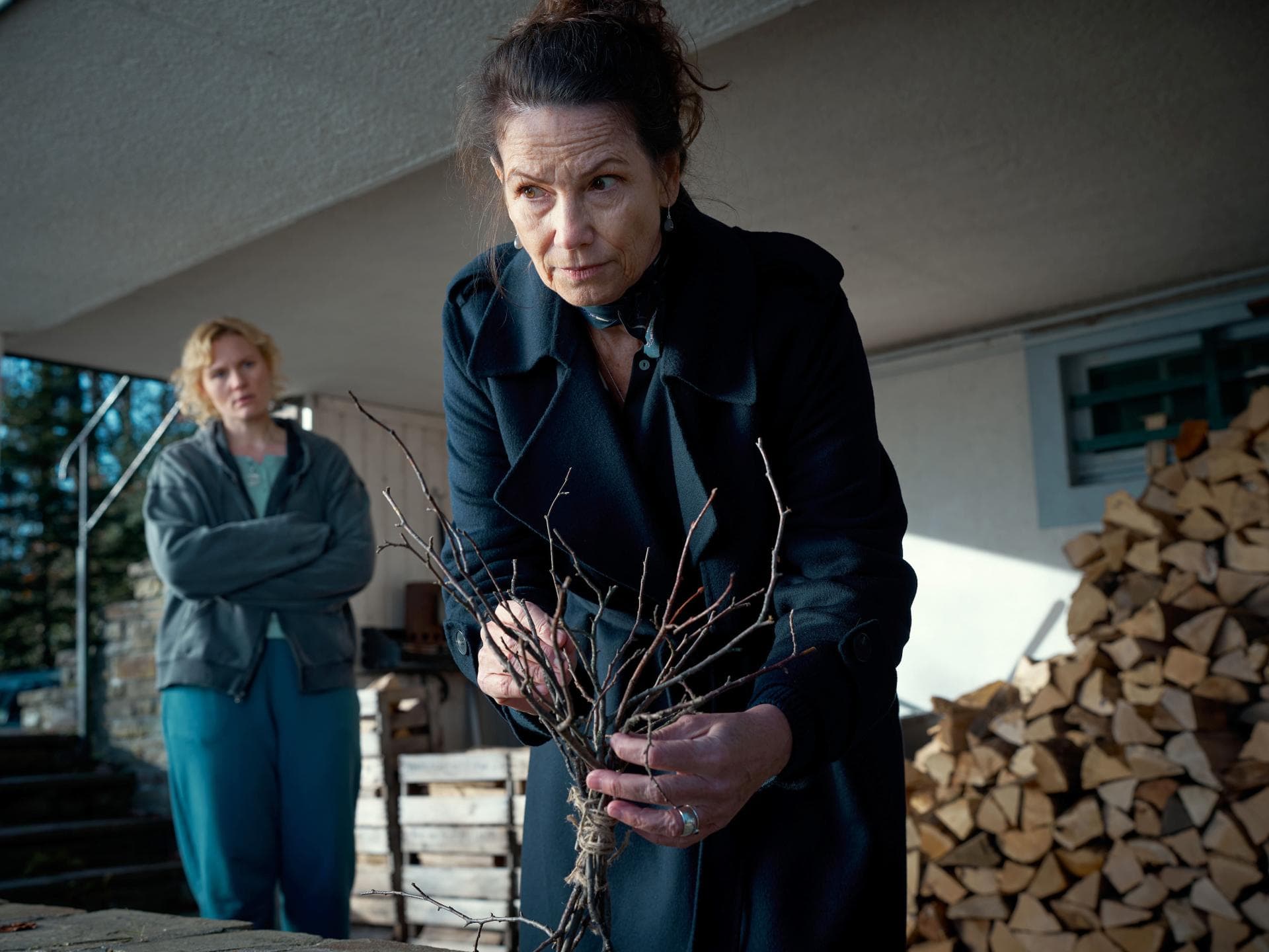 Sabine Vitua in "Wäldern – Das verschwundene Mädchen"