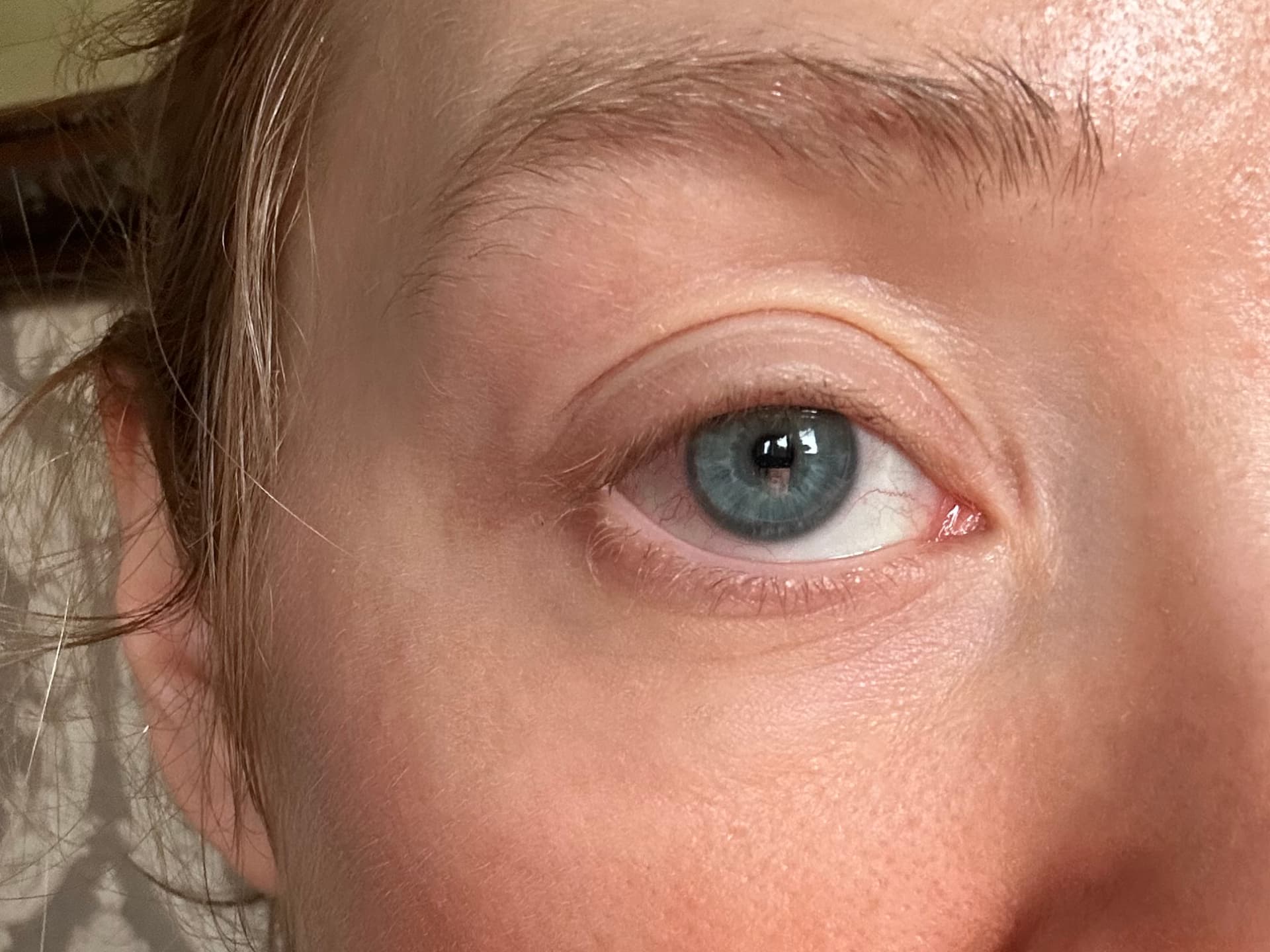 Mascara-Test - So sahen meine Wimpern vor dem Tuschen mit der Air Volume Mascara von L’Oréal Paris aus.