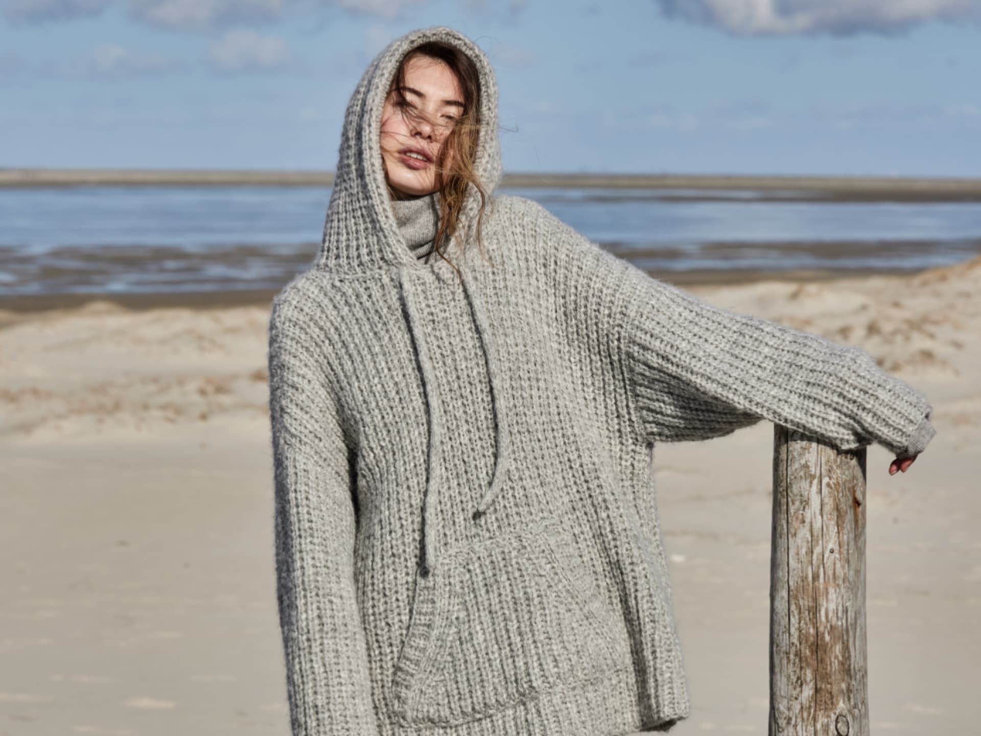 Weihnachtsgeschenke stricken Oversize-Kapuzenpullover
