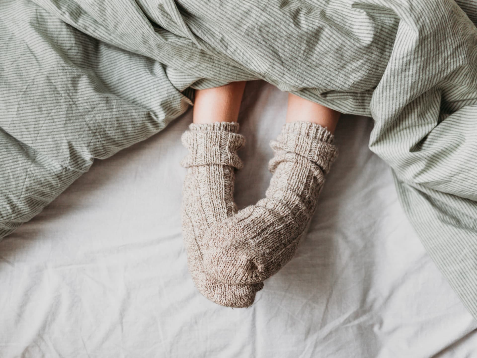 Weihnachtsgeschenke stricken - Wollsocken