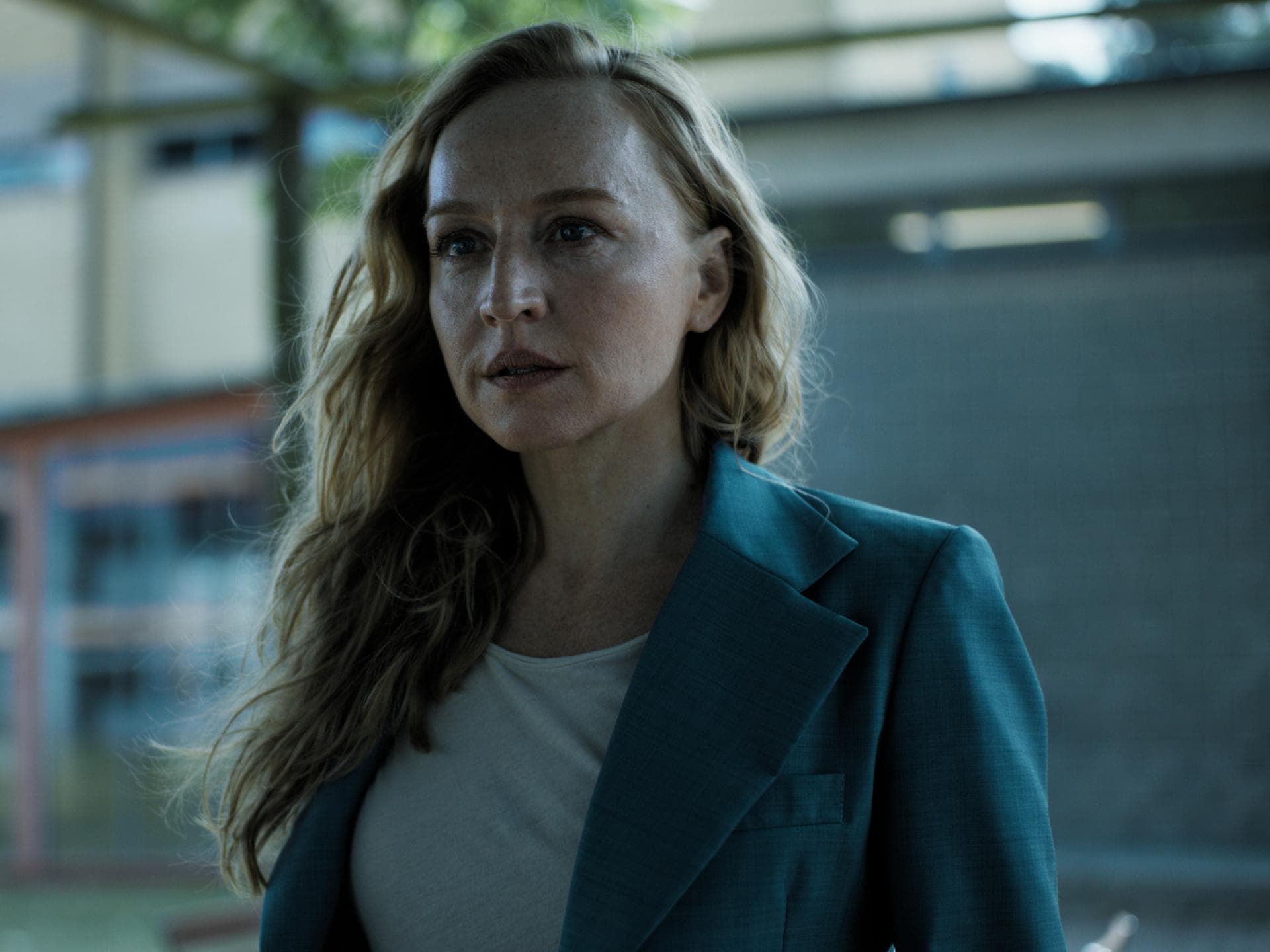 Brigitte Hobmeier in "Allein zwischen den Fronten"