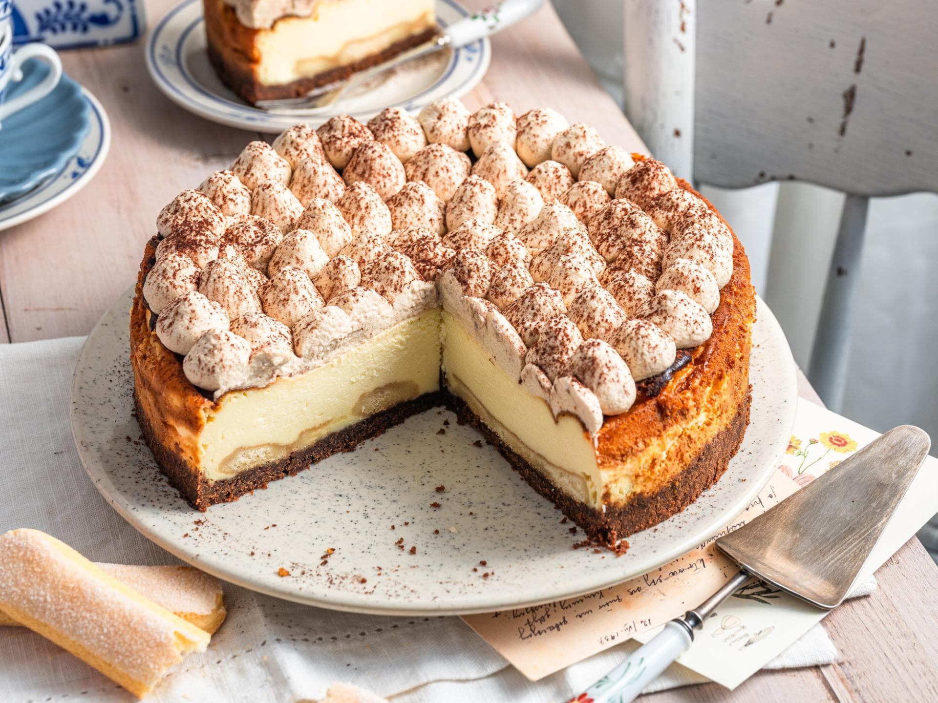 Cheesecake-Tiramisu Cheesecake-Tiramisu