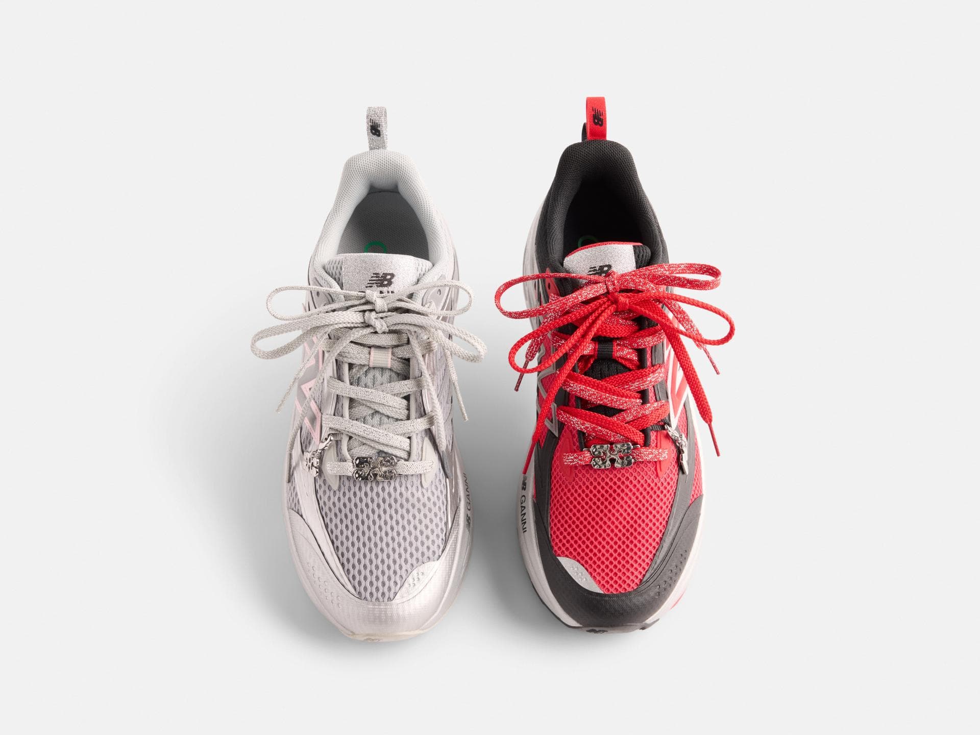 Eine neue Collab-Kollektion von Ganni und New Balance ist online Sneaker von Ganni x New Balance