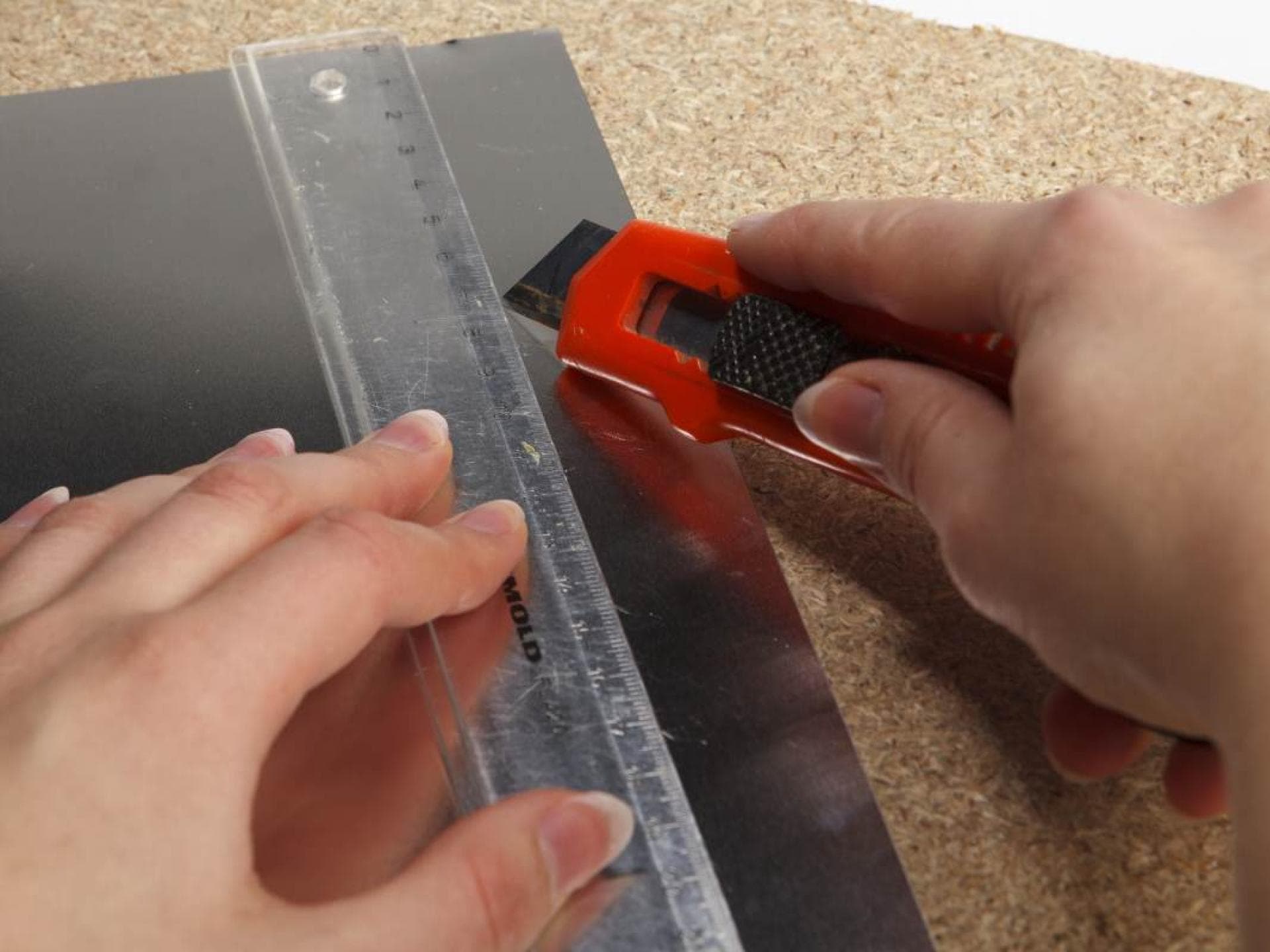 Keksausstecher selber machen - Schritt 1: Aluminium-Blech zuschneiden