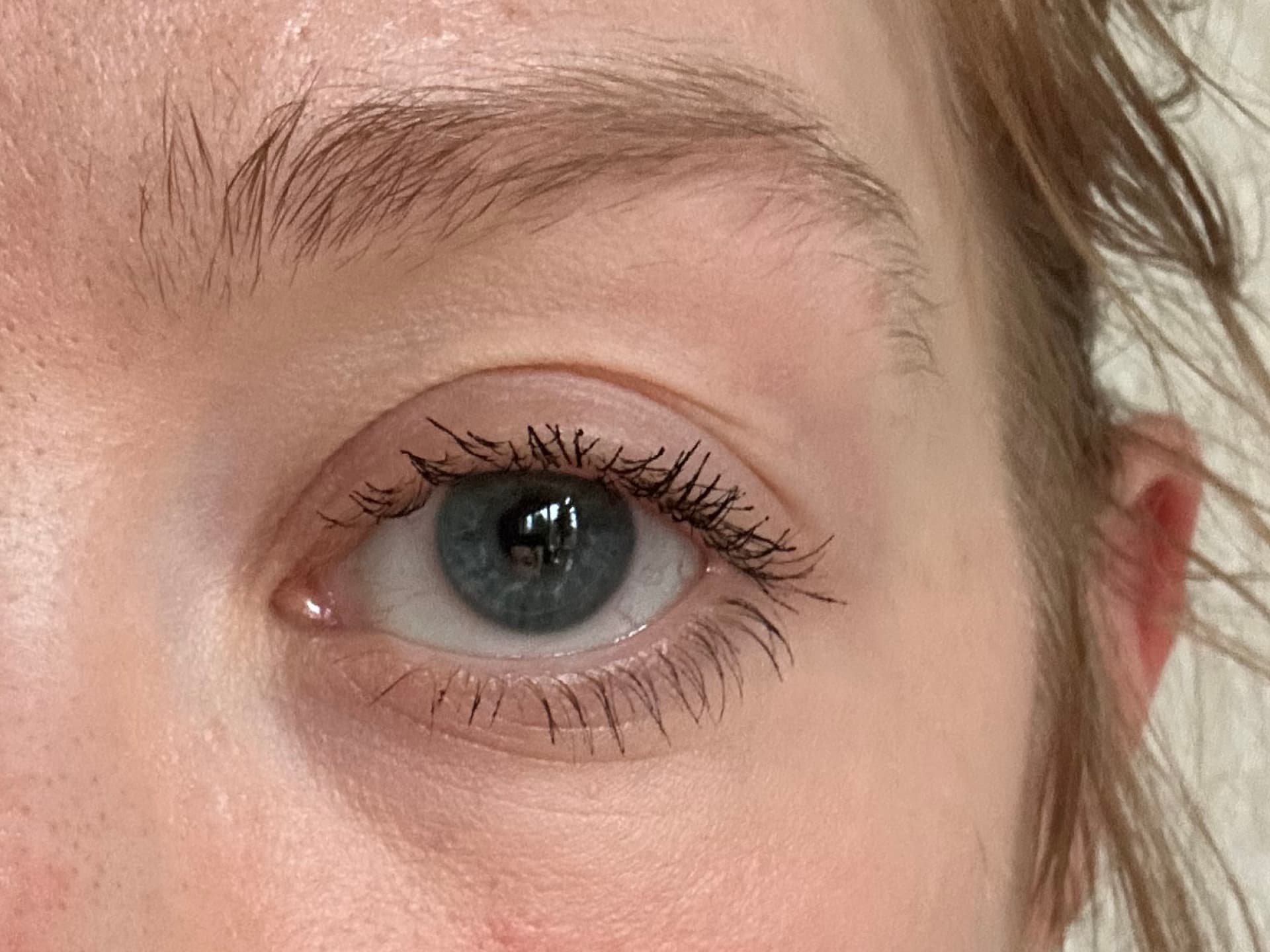 Mascara-Test - Meine Wimpern nach zweimaligem Tuschen mit der High Impact Mascara von Clinique