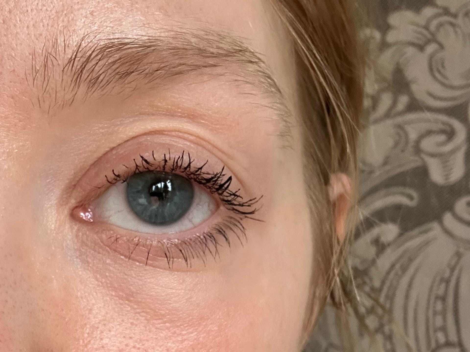 Mascara-Test - Meine Wimpern nach zweimaligem Tuschen mit der Lash Xtndr Mascara von Elf