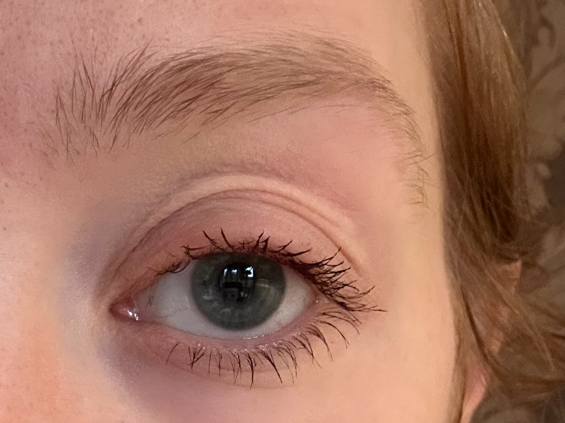 Mascara-Test - Die Wimpern nach zweimaligem Tuschen mit der Worth The Hype Mascara von NYX