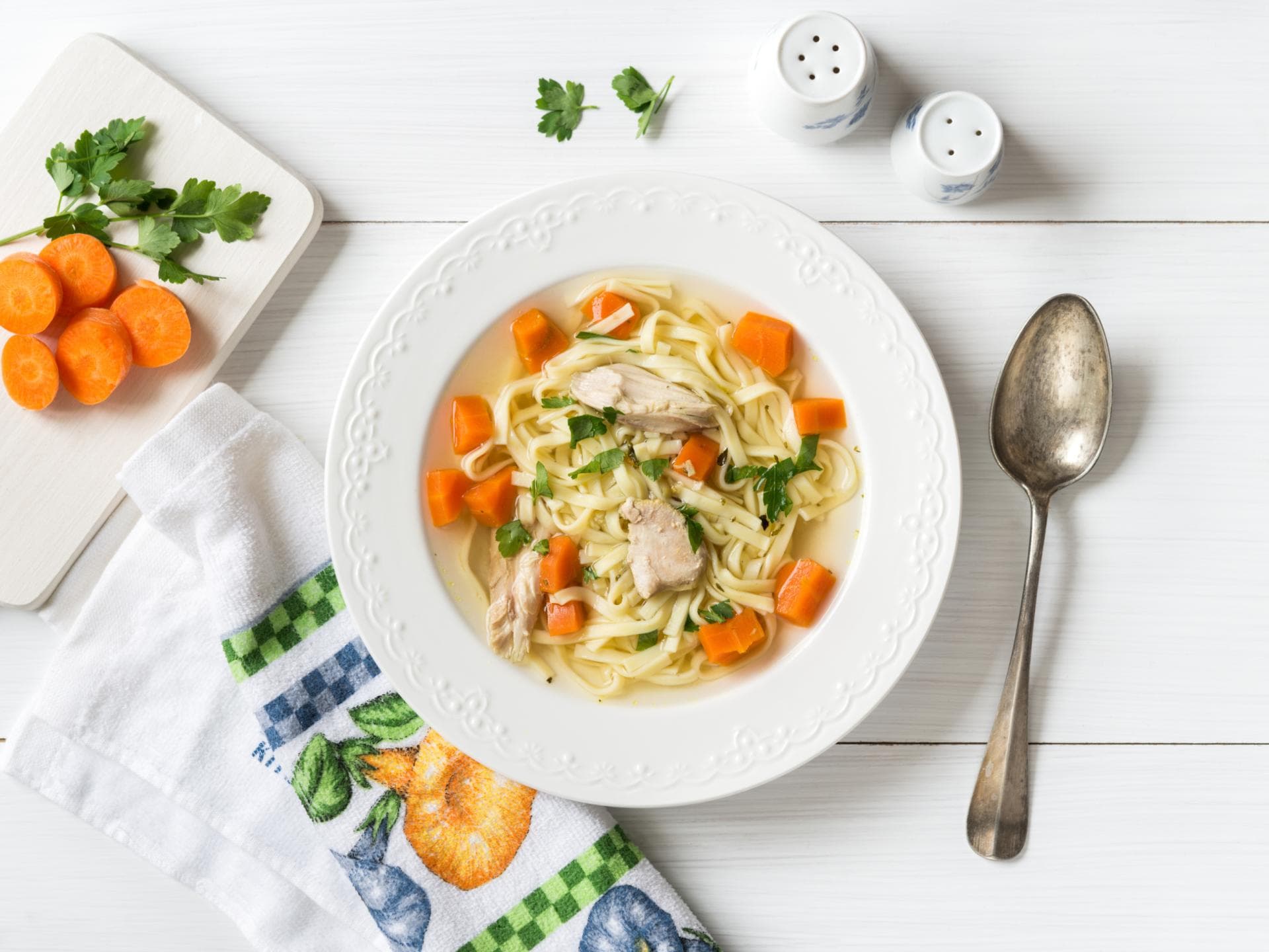 Hühnersuppe wie von Oma 