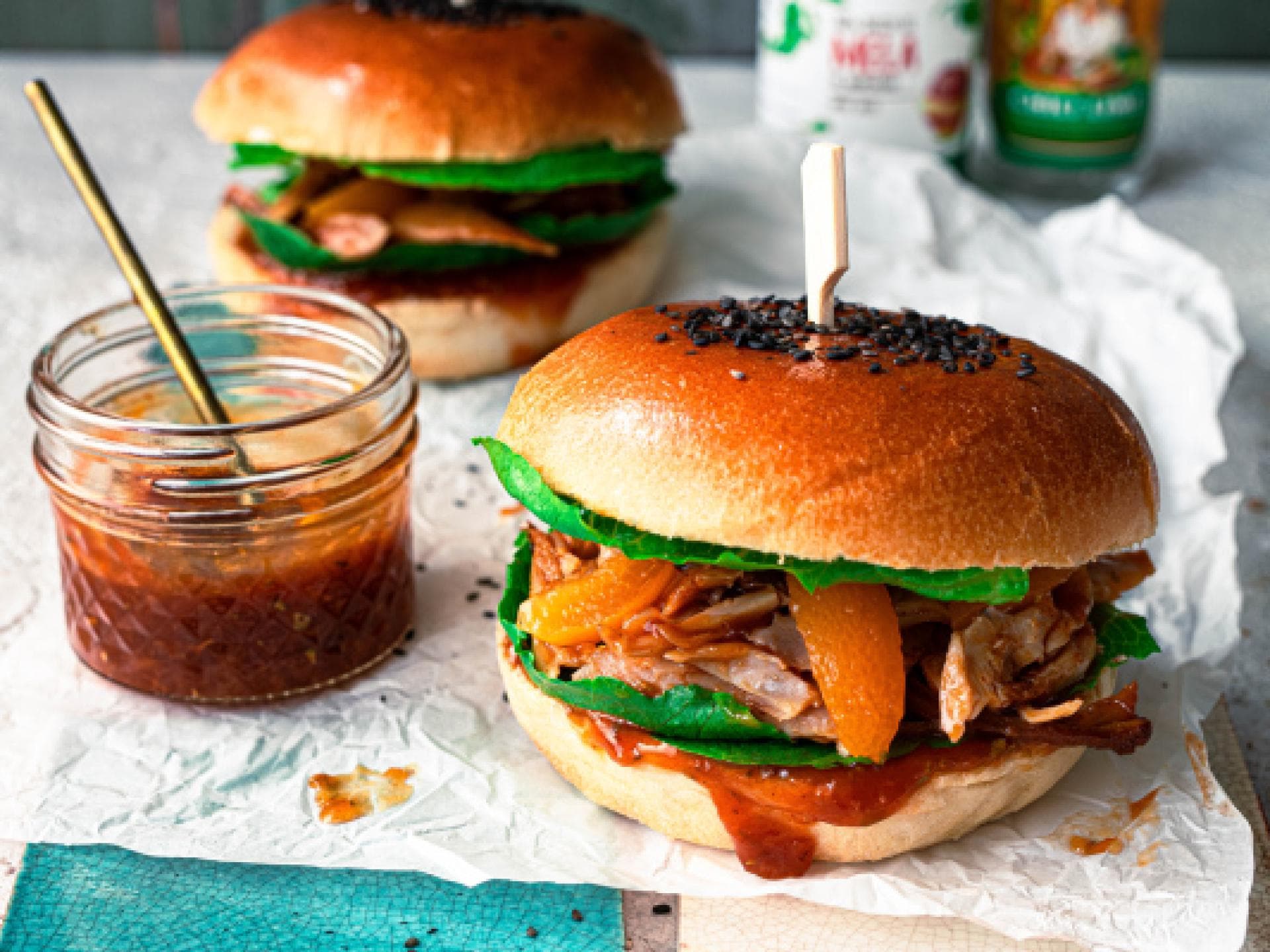Pulled-Chicken-Burger 
