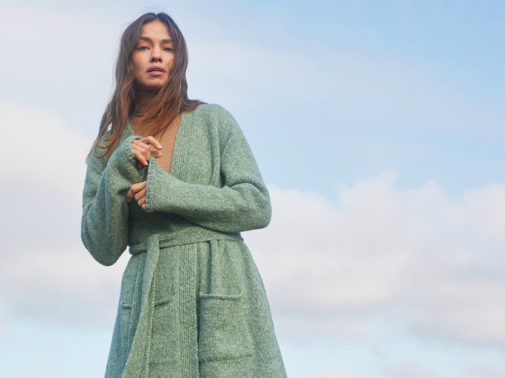 Stricken mit Merinowolle - lange Strickjacke mit Taschen